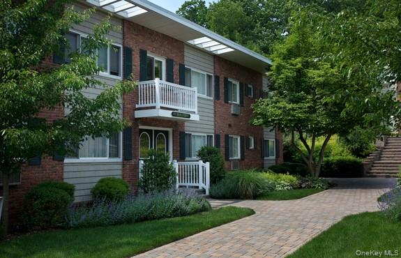 425 Main Street, Unit 425-C