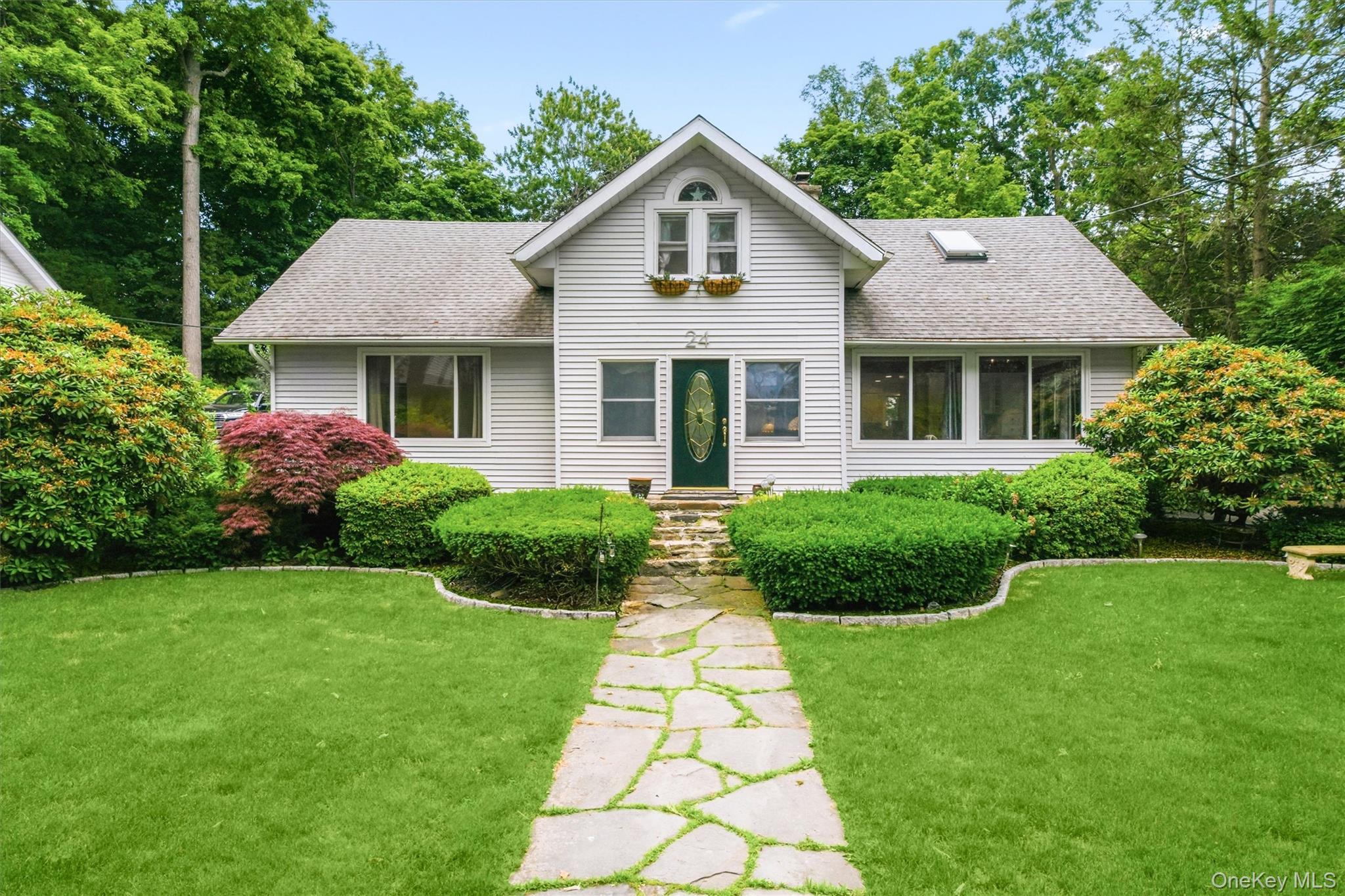 24 Tamarack Road – For Sale photo 4