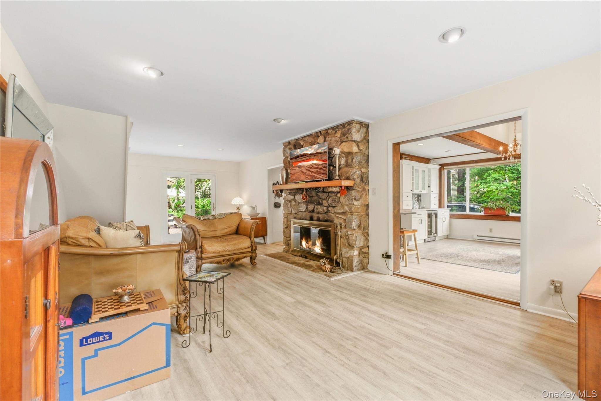 24 Tamarack Road – For Sale photo 6