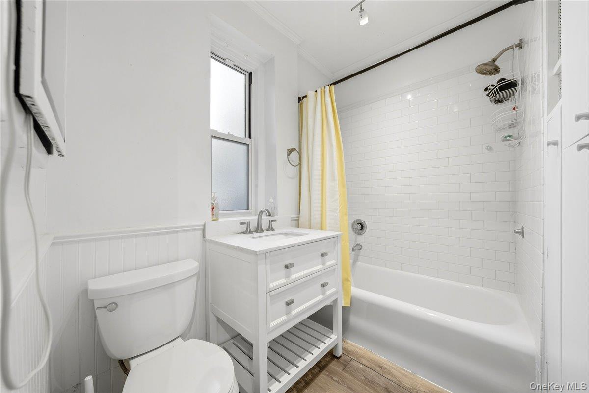 1468 Midland Avenue, Unit 1A photo 8