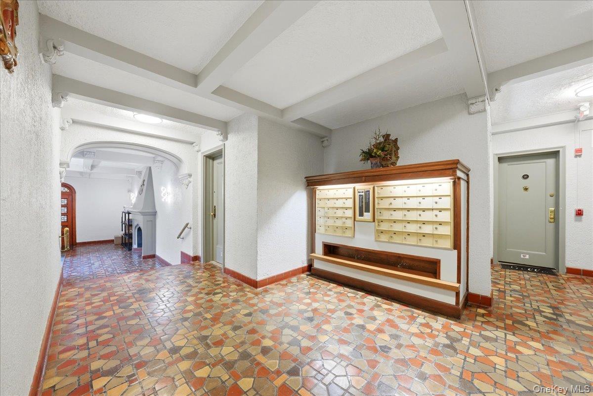 1468 Midland Avenue, Unit 1A photo 13