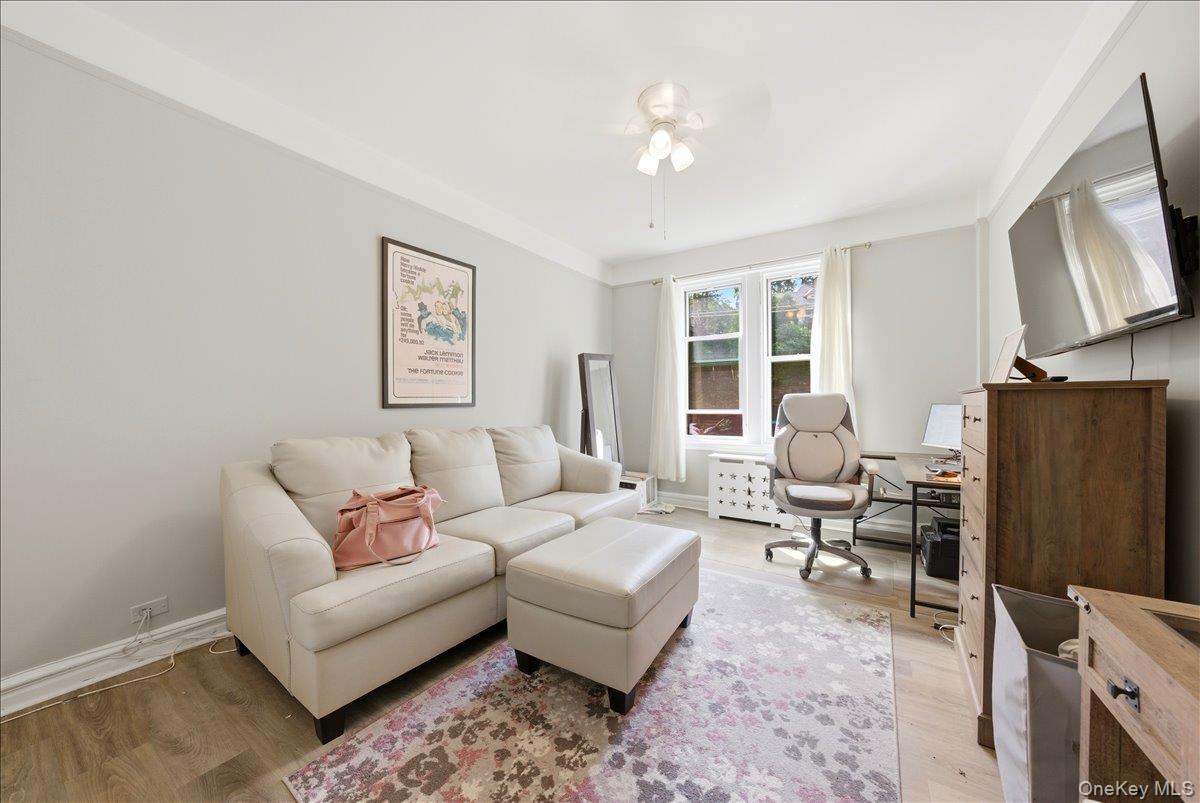 1468 Midland Avenue, Unit 1A photo 4