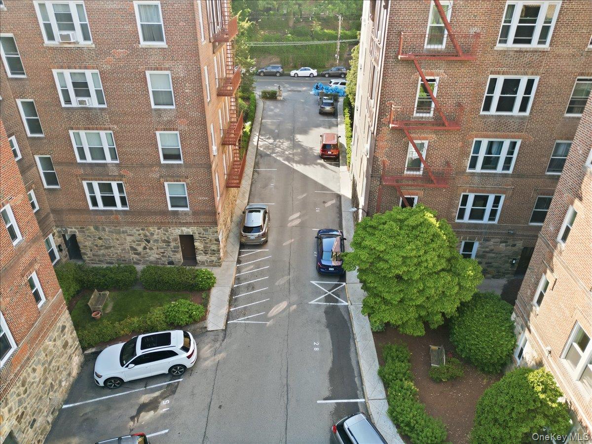1468 Midland Avenue, Unit 1A photo 15