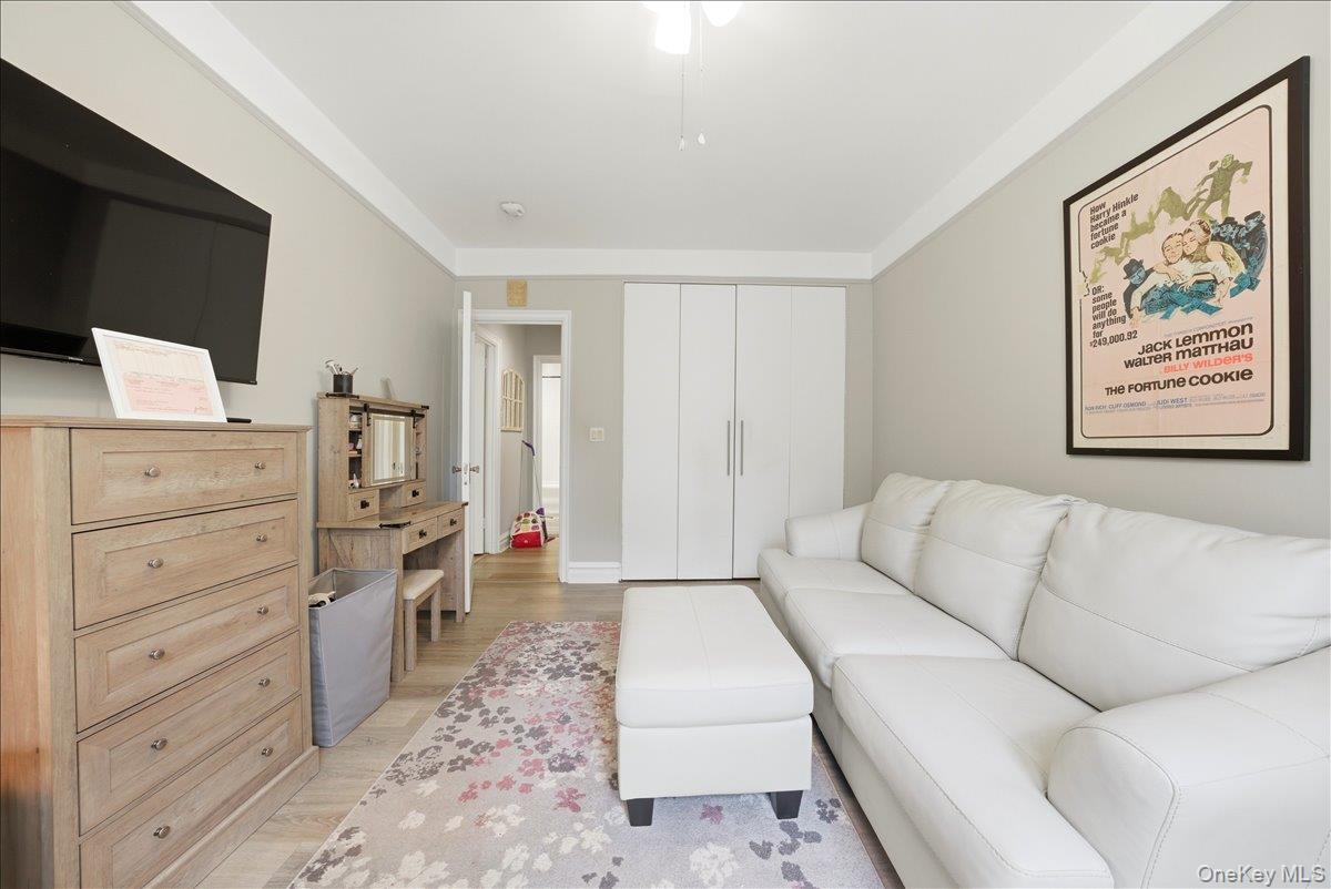 1468 Midland Avenue, Unit 1A photo 10