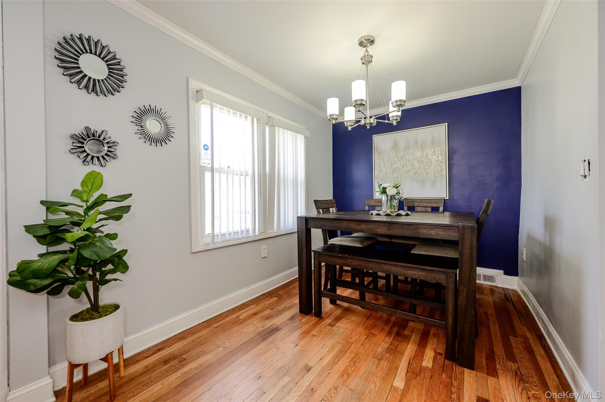 58 N Montgomery Street – For Sale photo 4