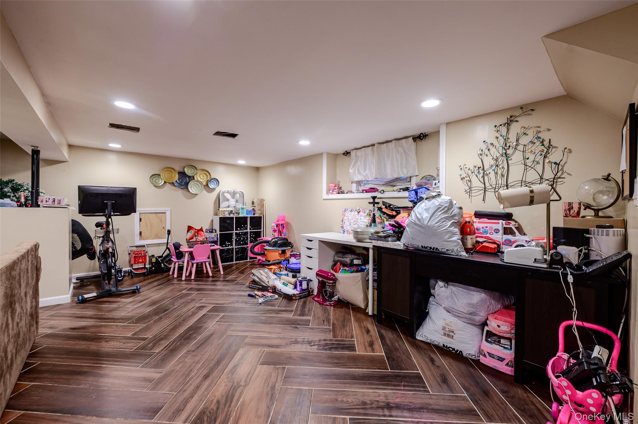 58 N Montgomery Street – For Sale photo 14