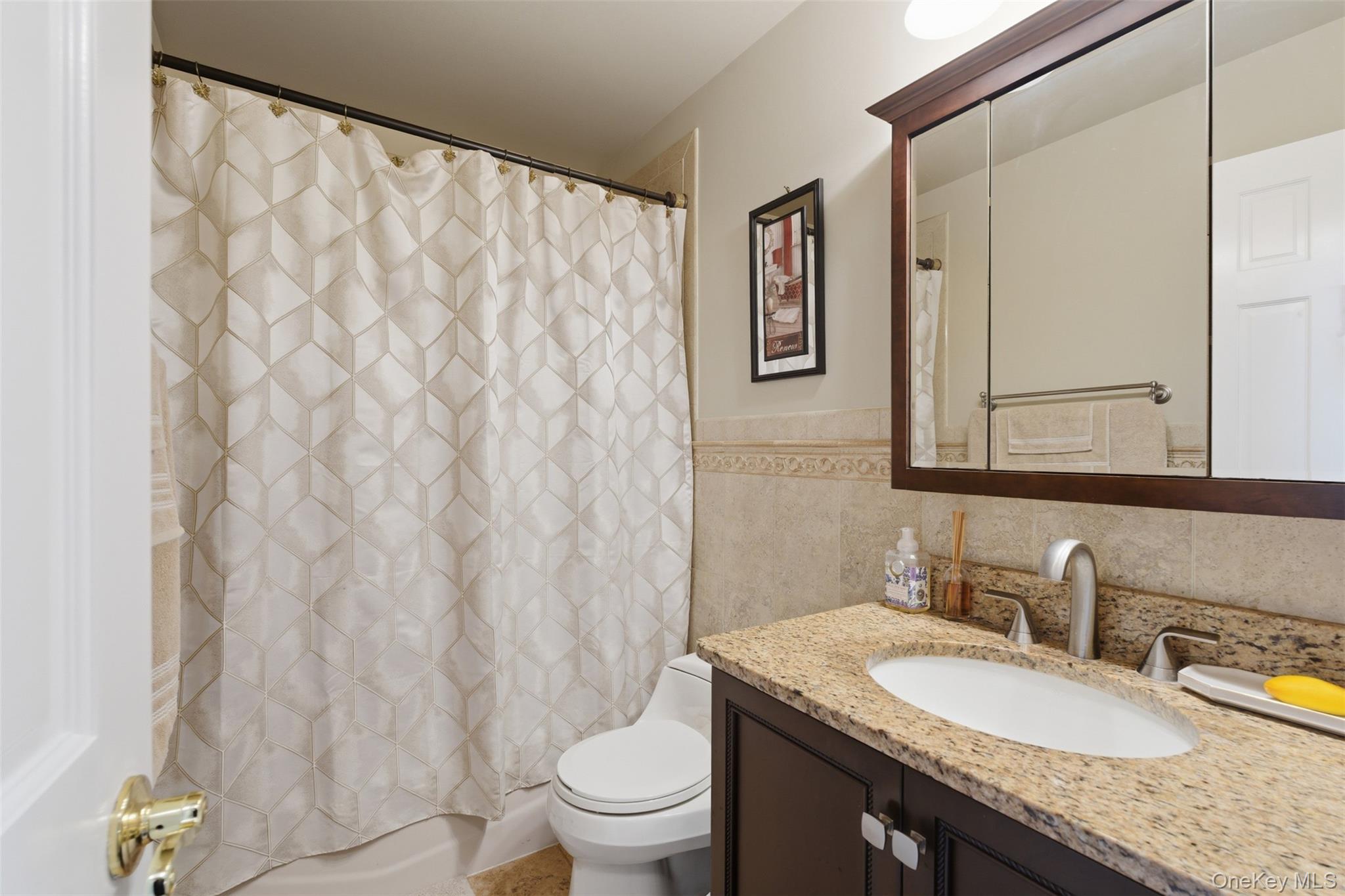 14 Central Avenue – For Sale photo 18