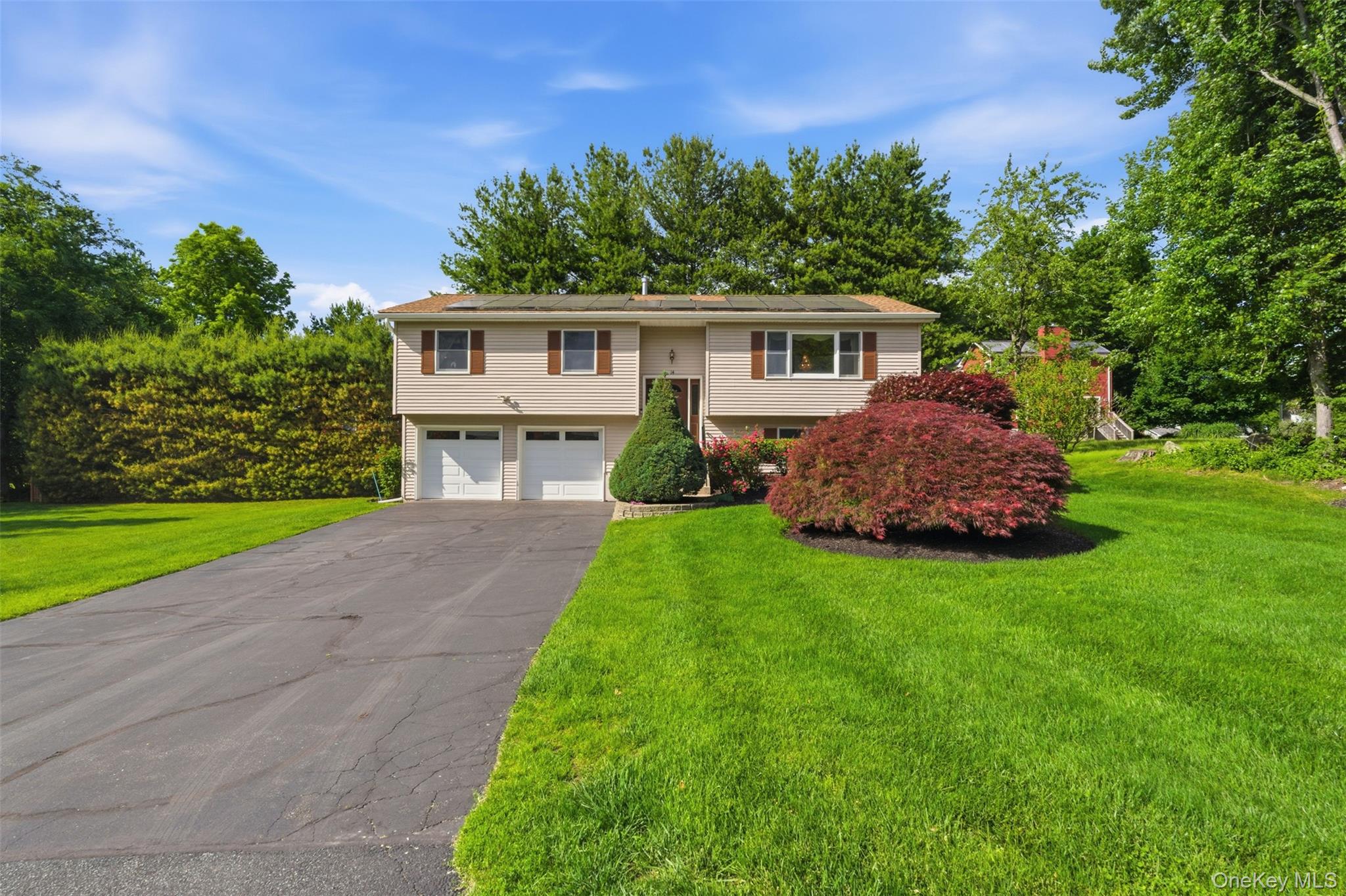 14 Central Avenue – For Sale