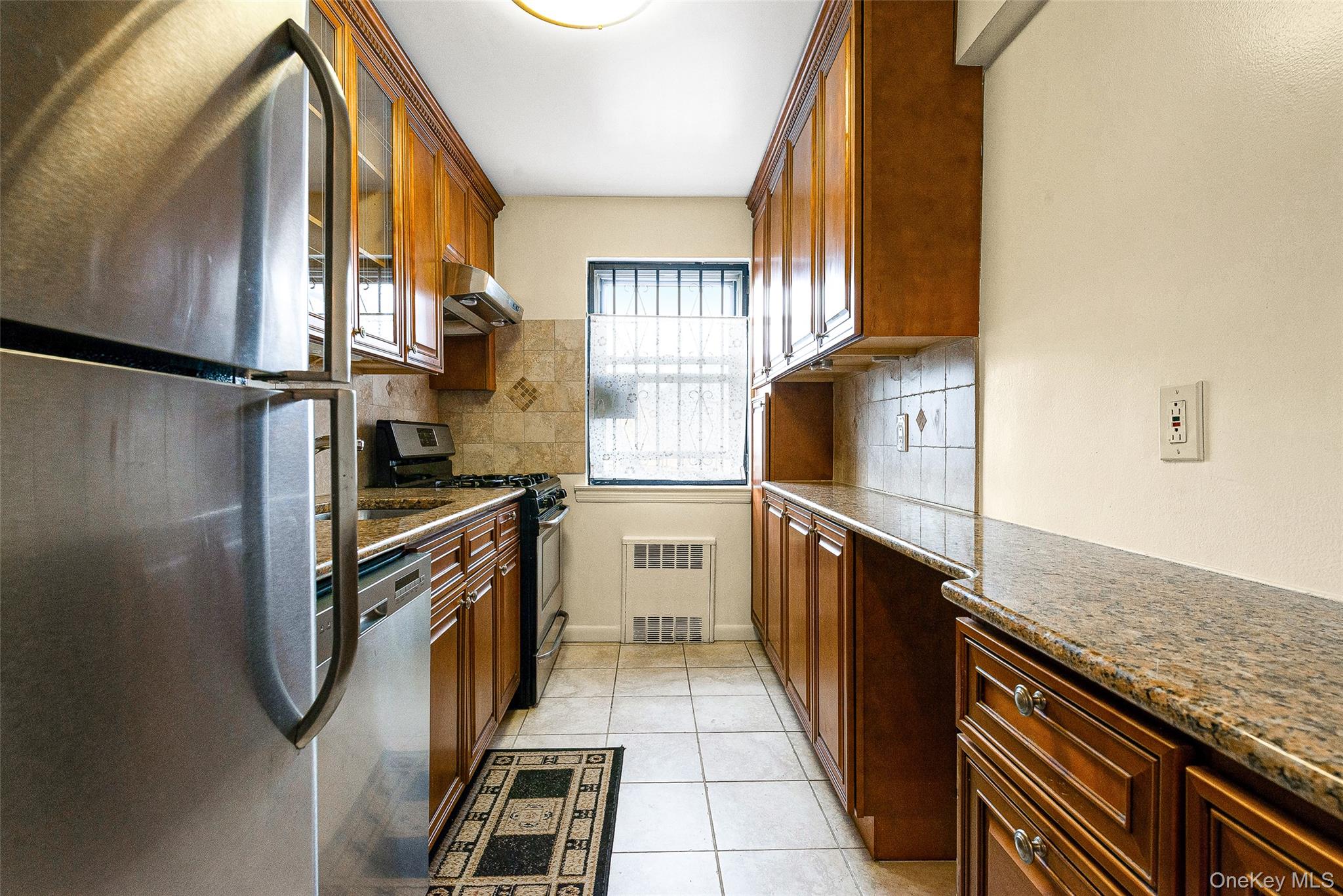 73-44 Austin Street, Unit 5/S photo 6