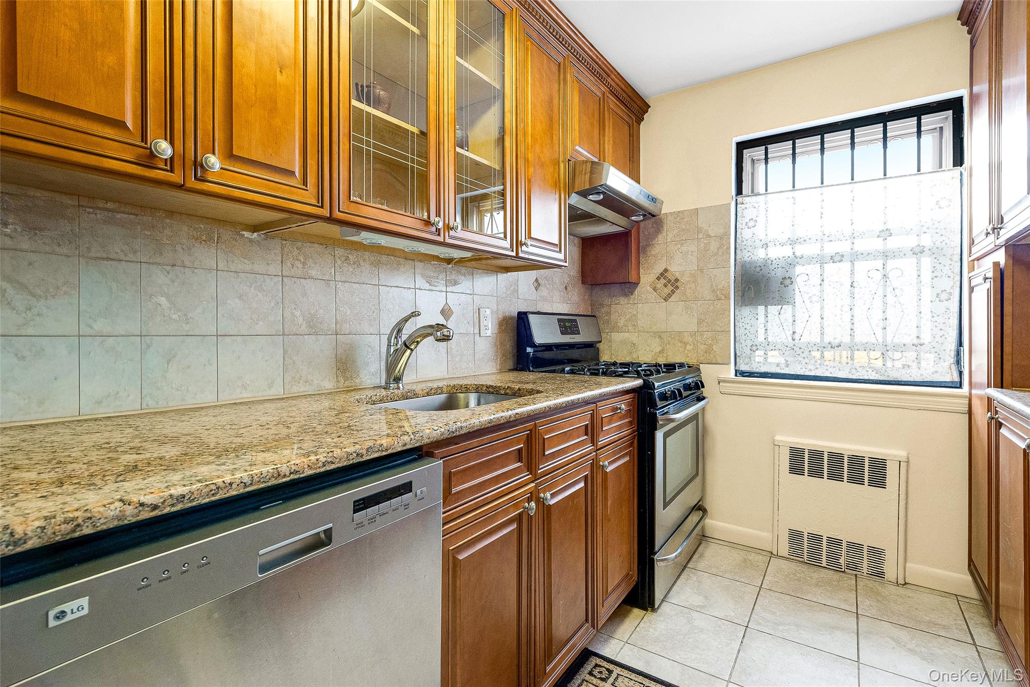 73-44 Austin Street, Unit 5/S photo 7