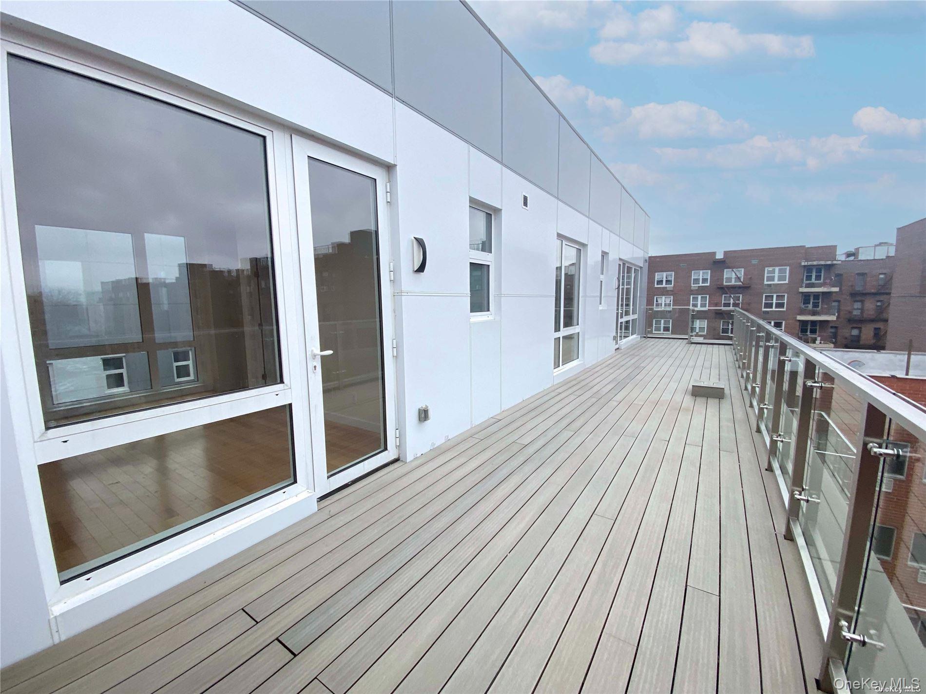 42-23 Parsons Boulevard, Unit 1E photo 14