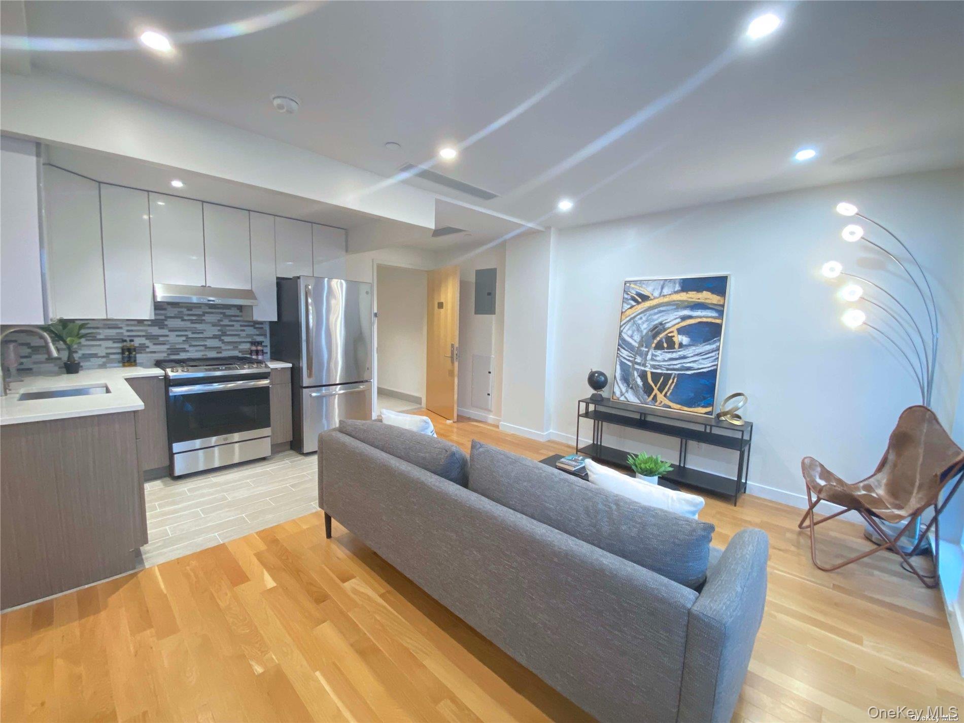 42-23 Parsons Boulevard, Unit 1E photo 24