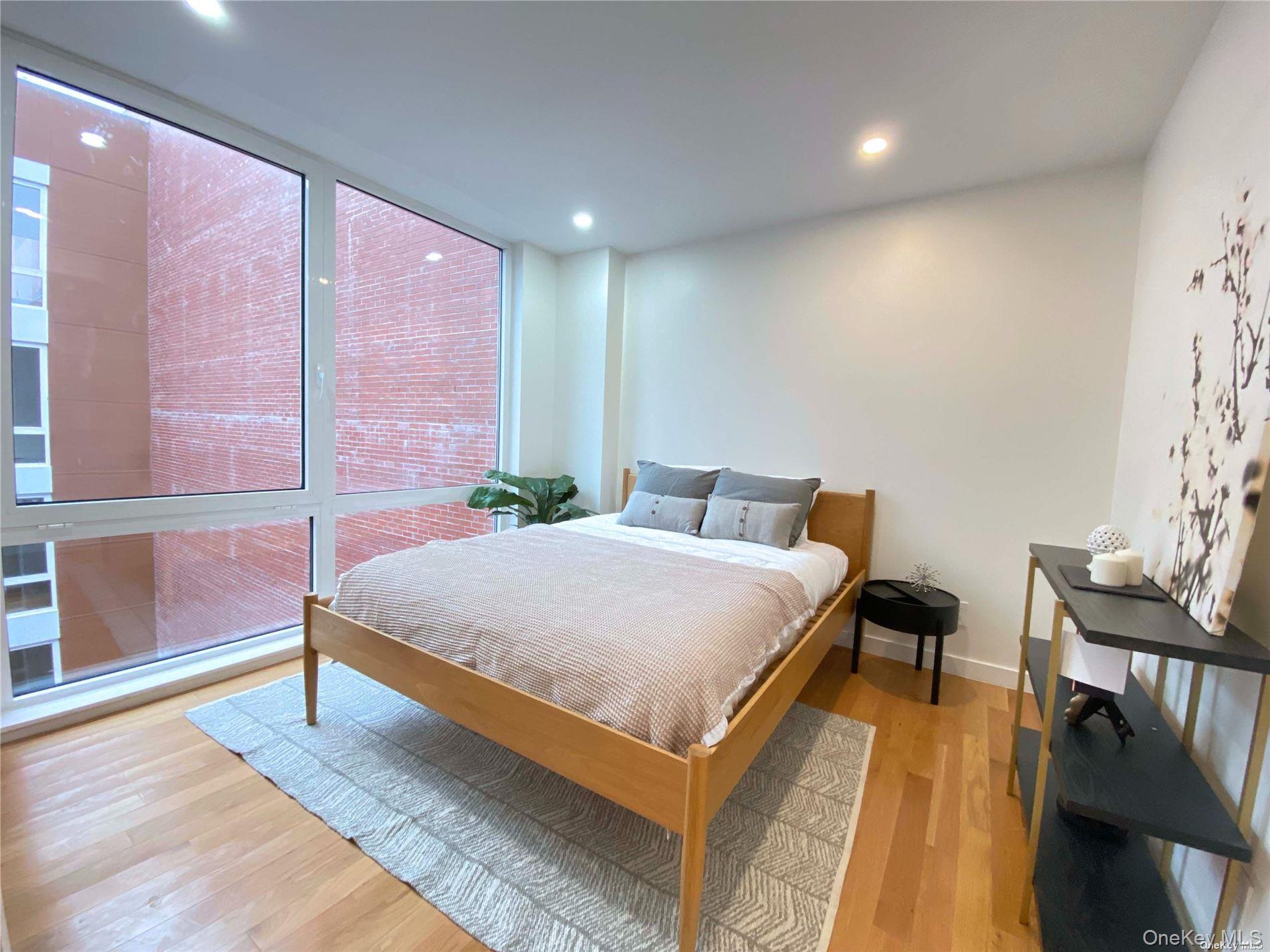 42-23 Parsons Boulevard, Unit 1E photo 10