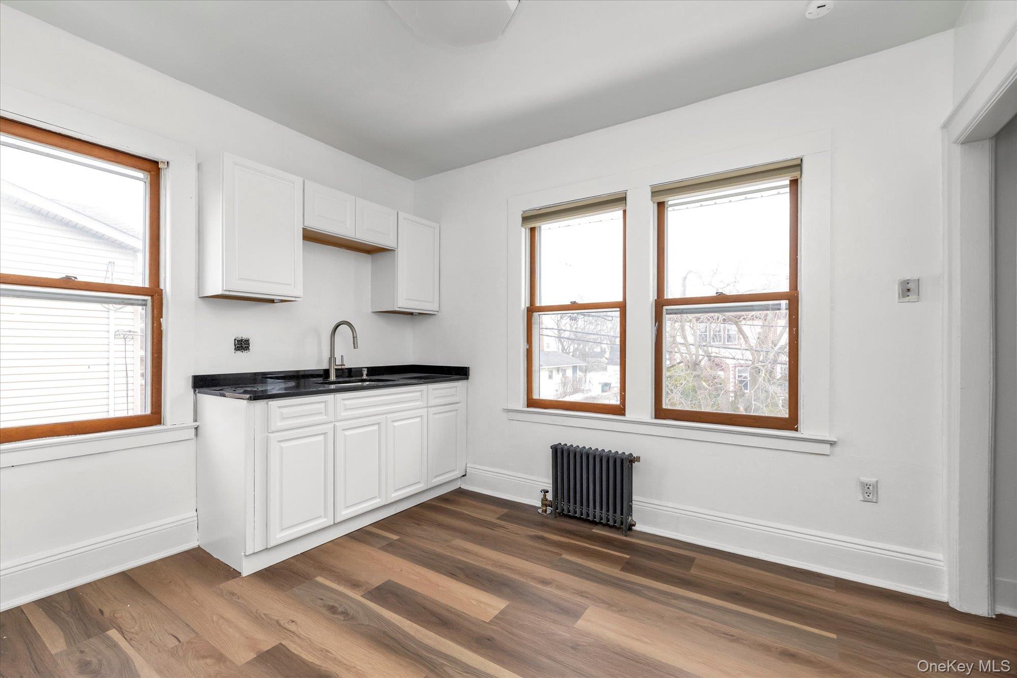 23 Thompson Place, Unit 2 photo 4