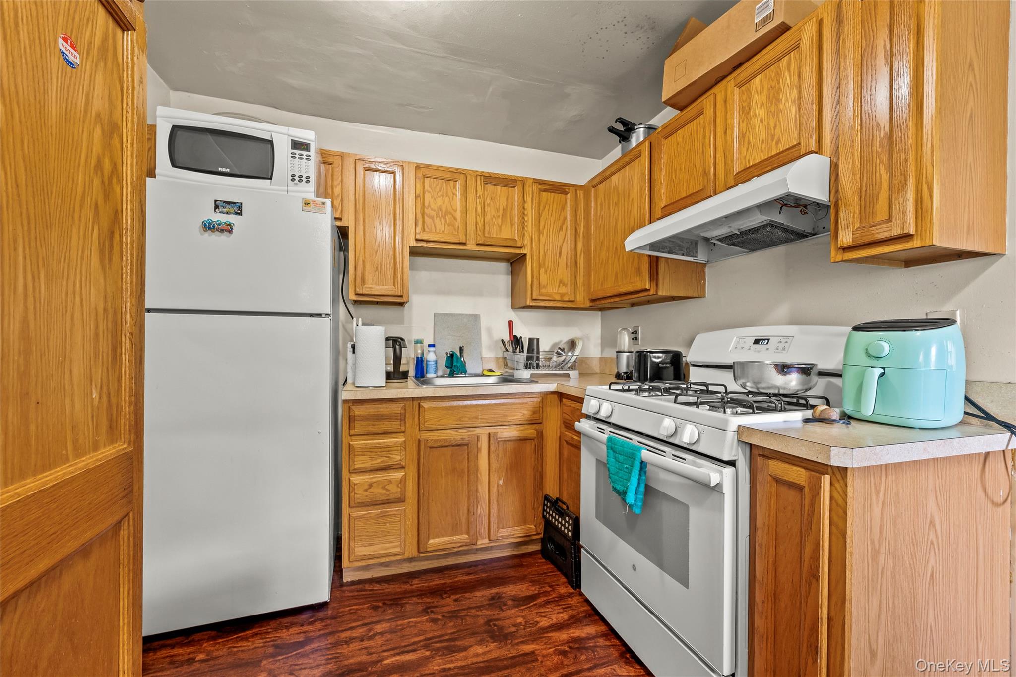 200 Lowndes Avenue, Unit A photo 15