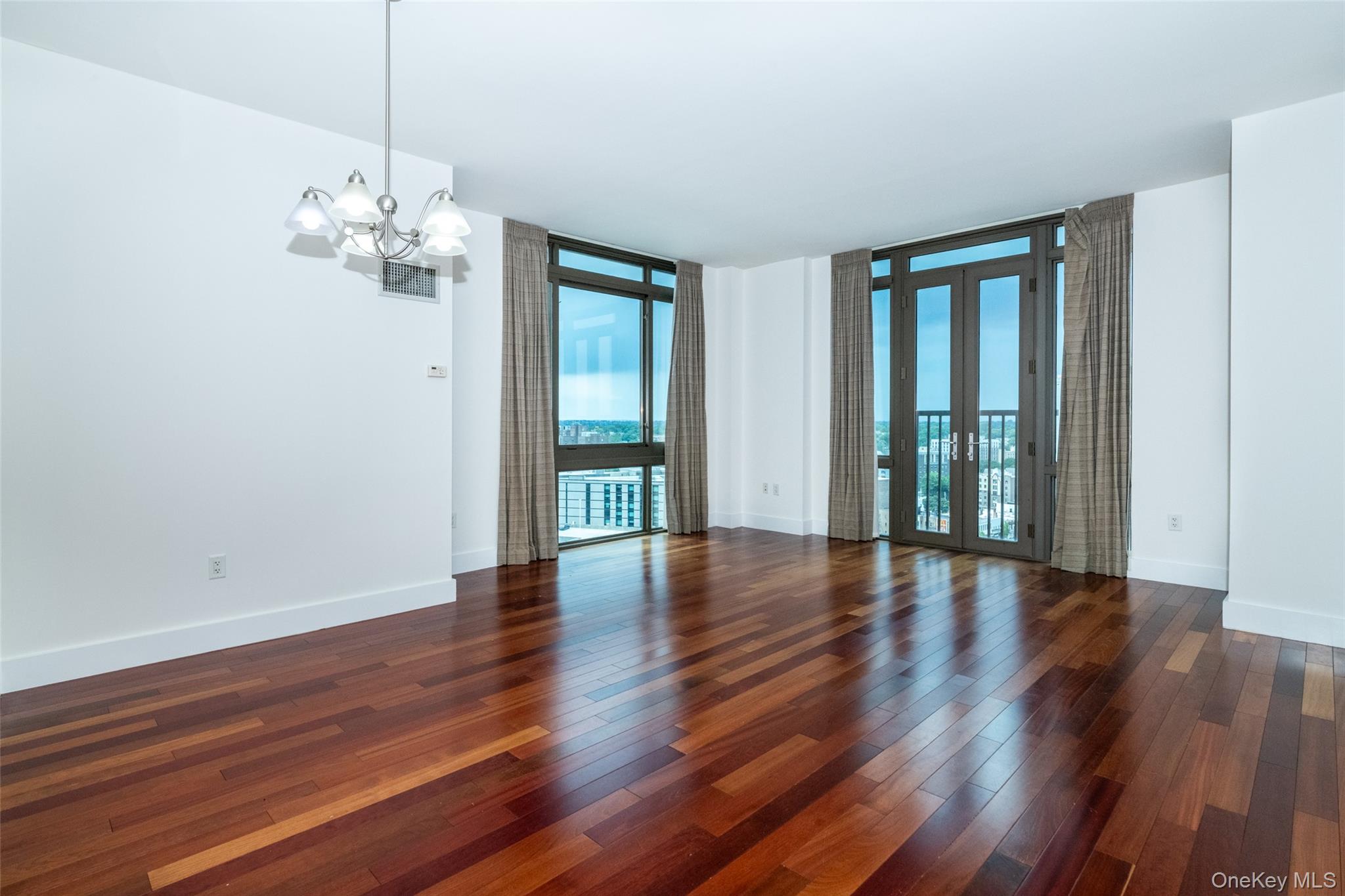 175 Huguenot Street, Unit 1607 photo 12