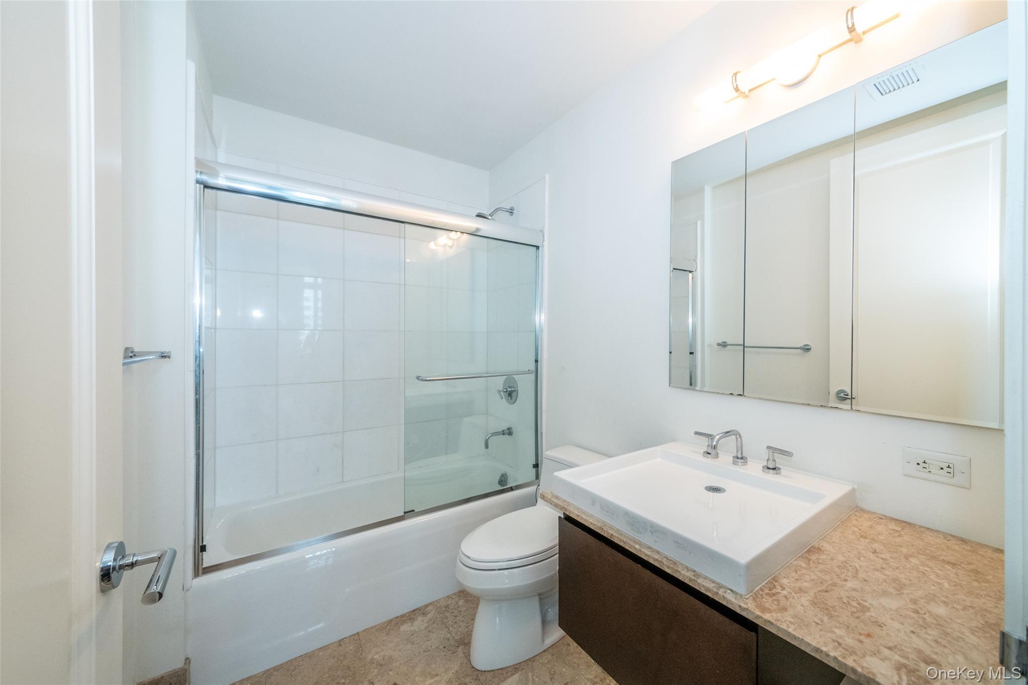 175 Huguenot Street, Unit 1607 photo 34