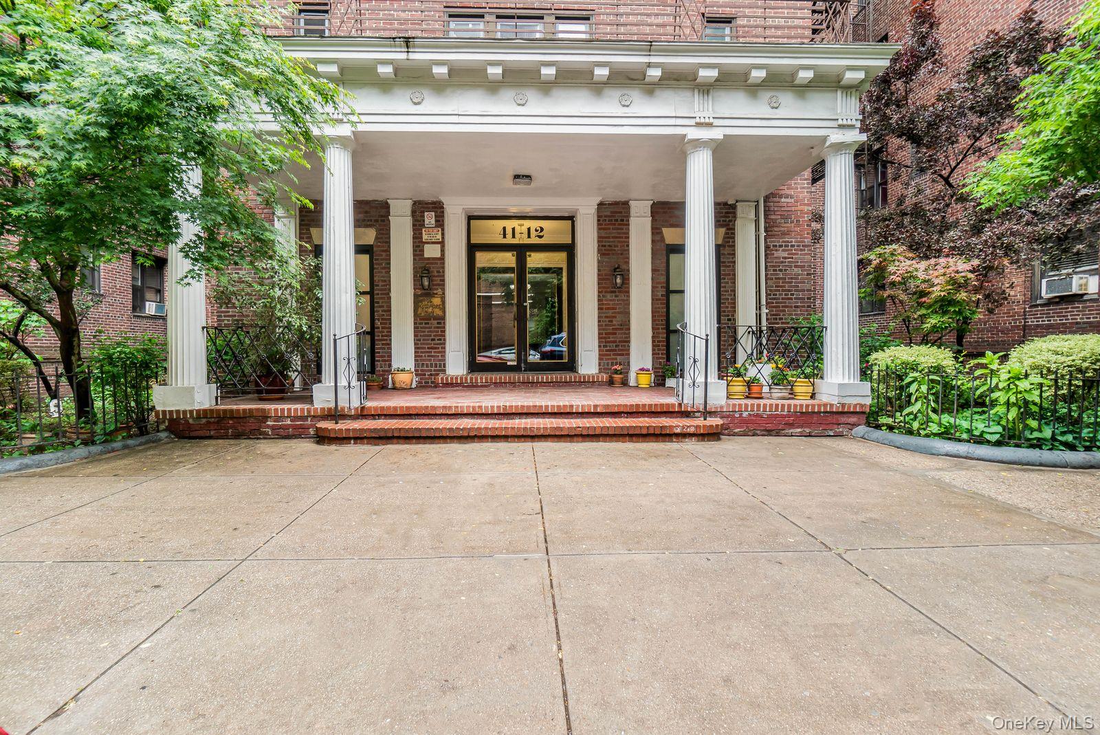 41-12 41st ST 41st Street, Unit 6-J