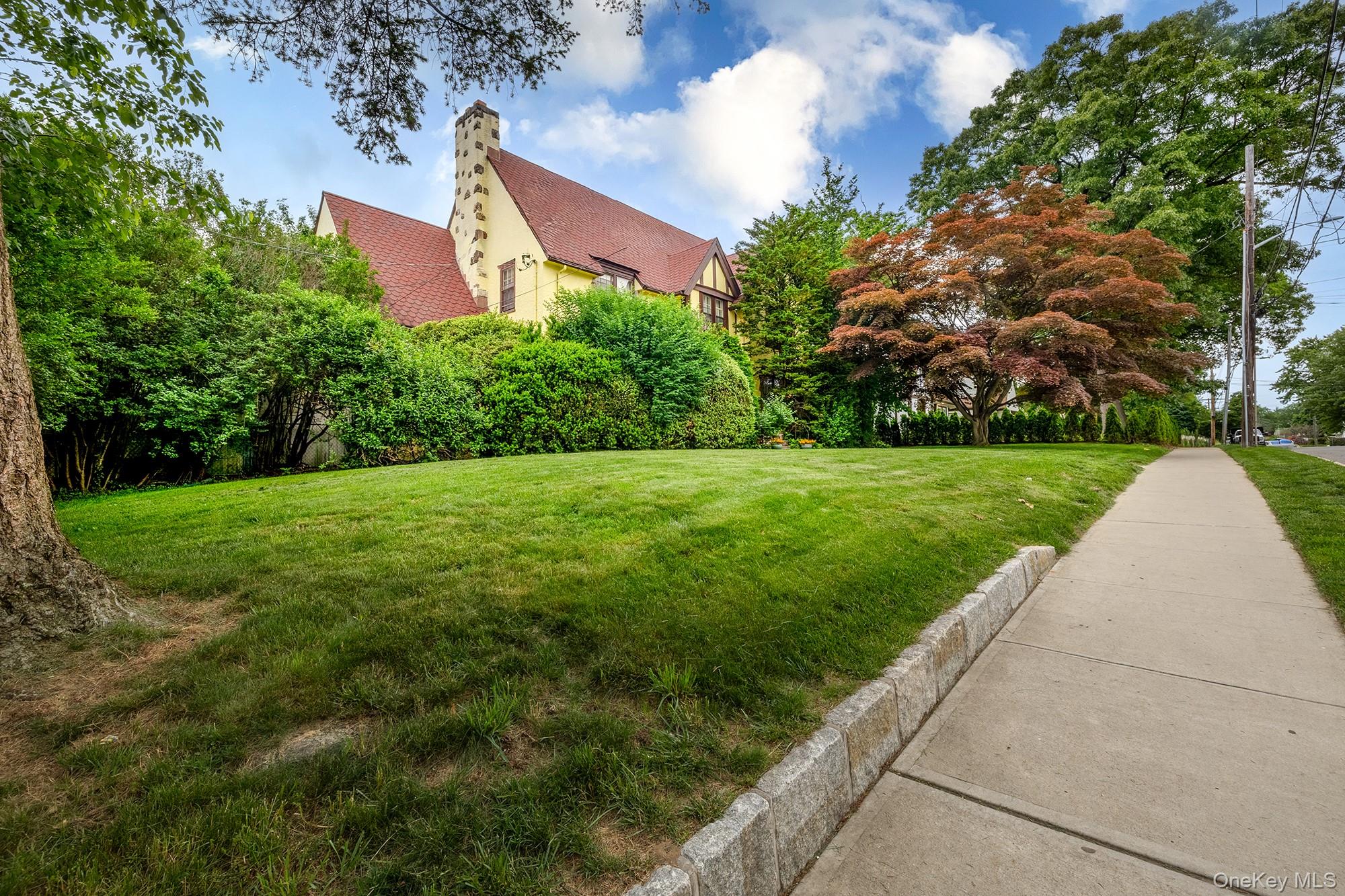 26 Glen Avenue – For Sale photo 43