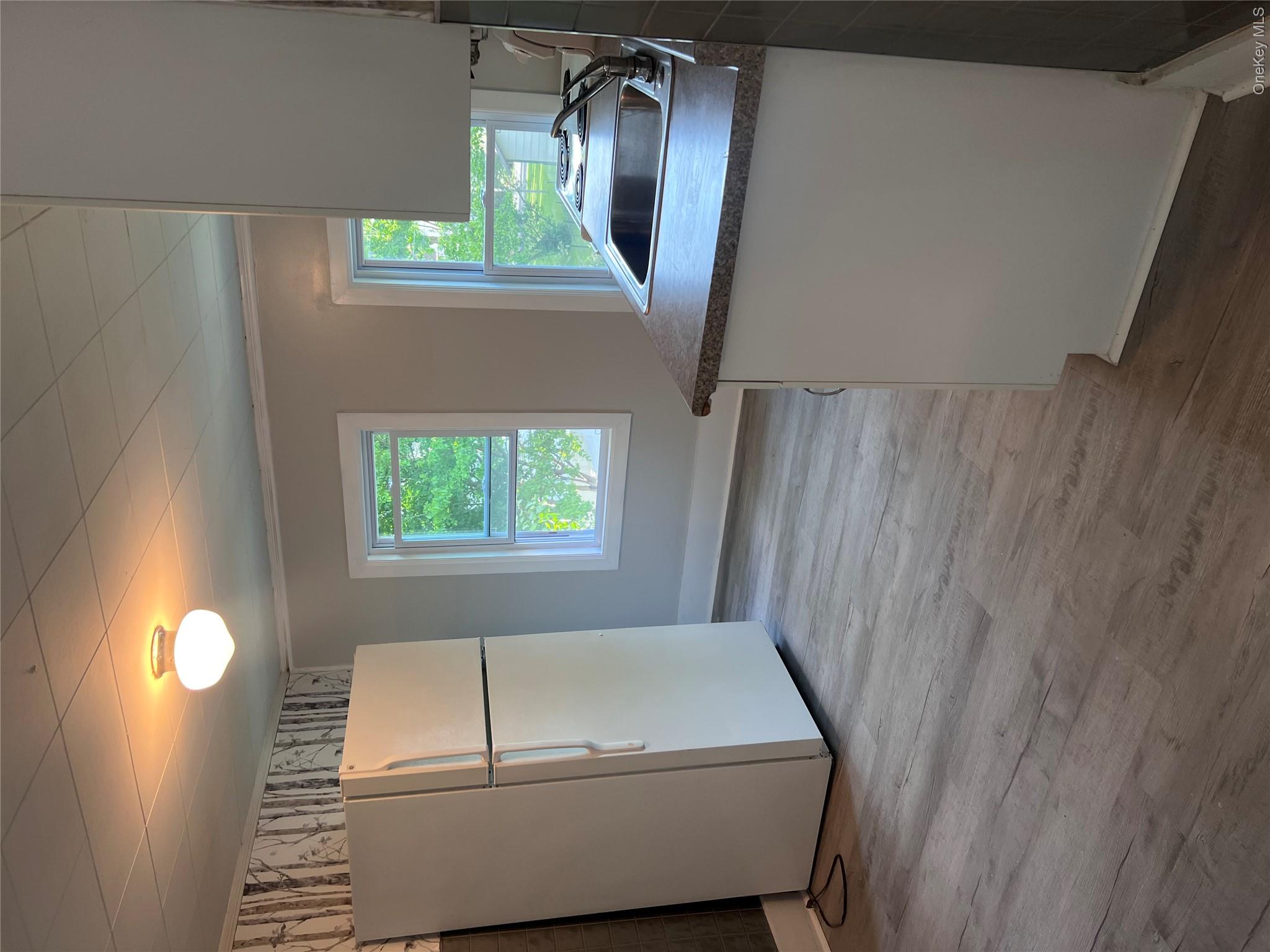 31 Bridge Street – For Rent photo 2
