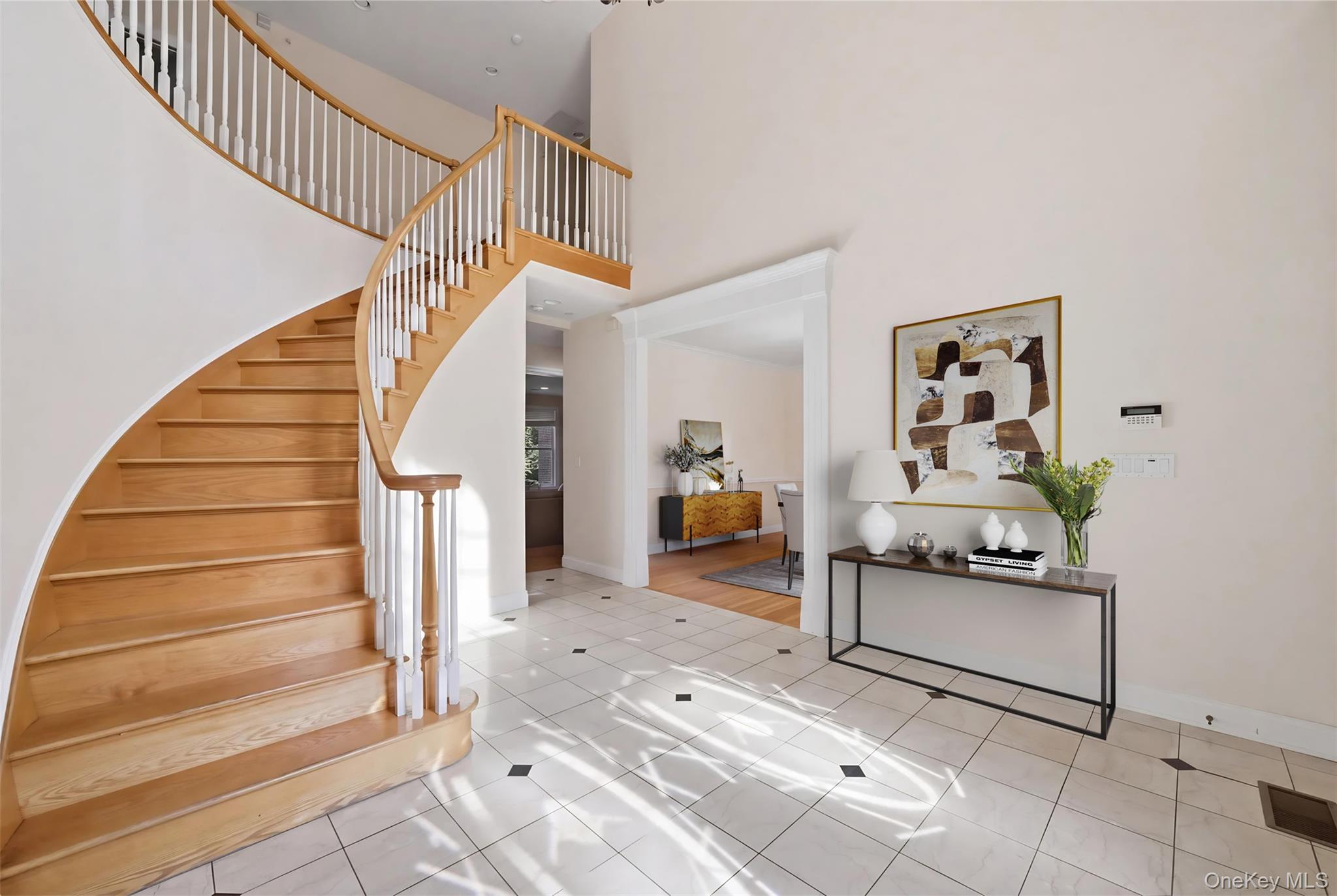19 Shelley Lane – For Sale photo 3