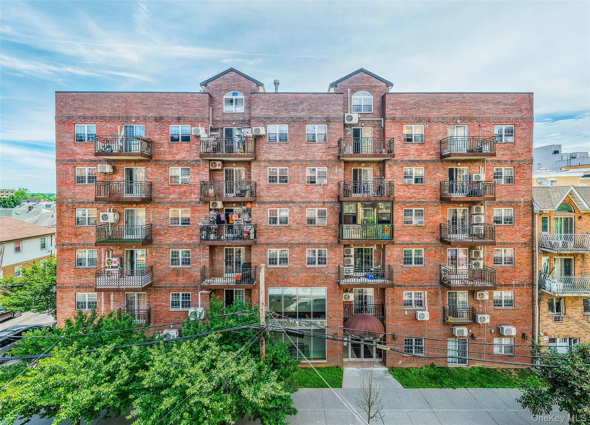 14118 Cherry Avenue, Unit 2C