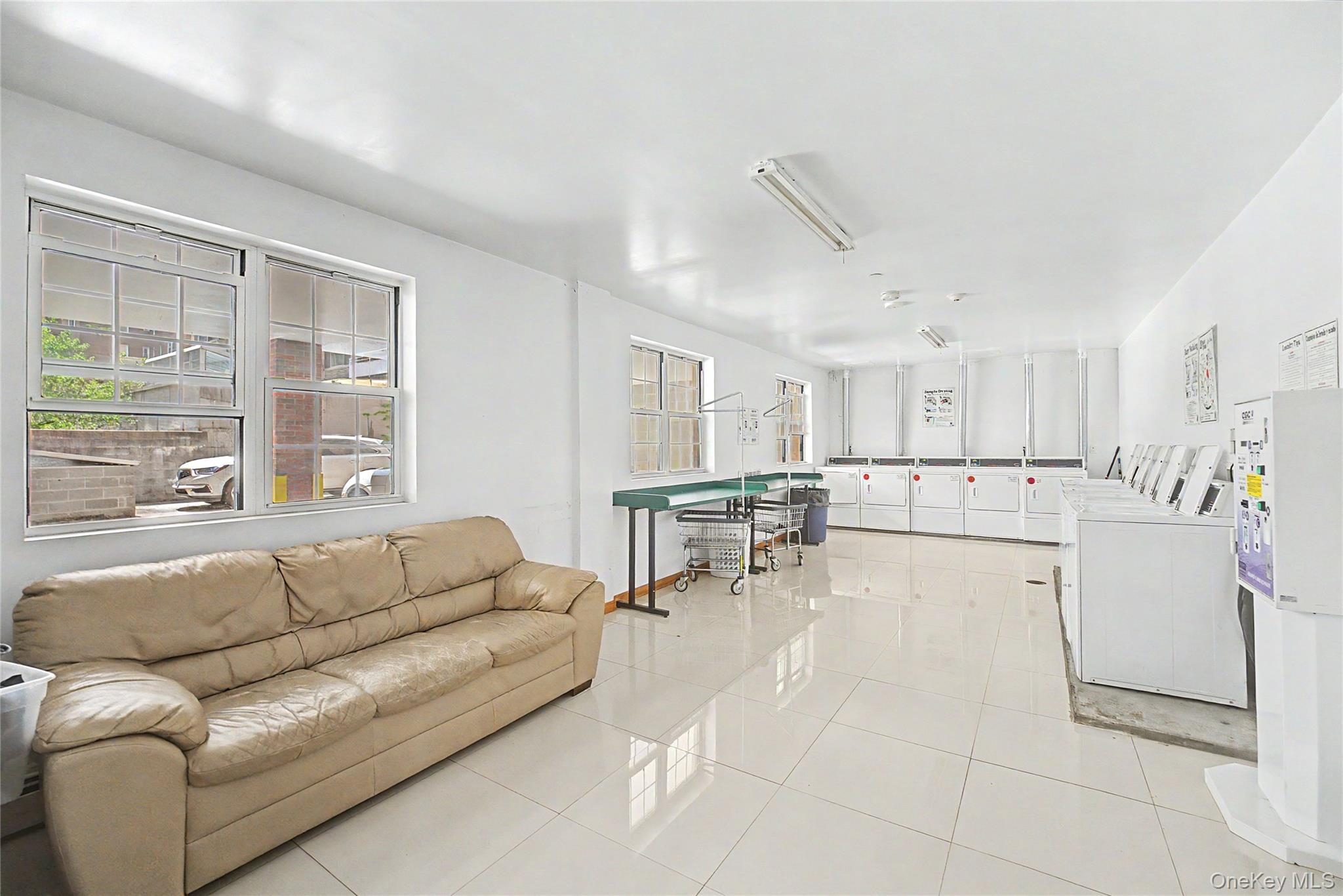 14118 Cherry Avenue, Unit 2C photo 7