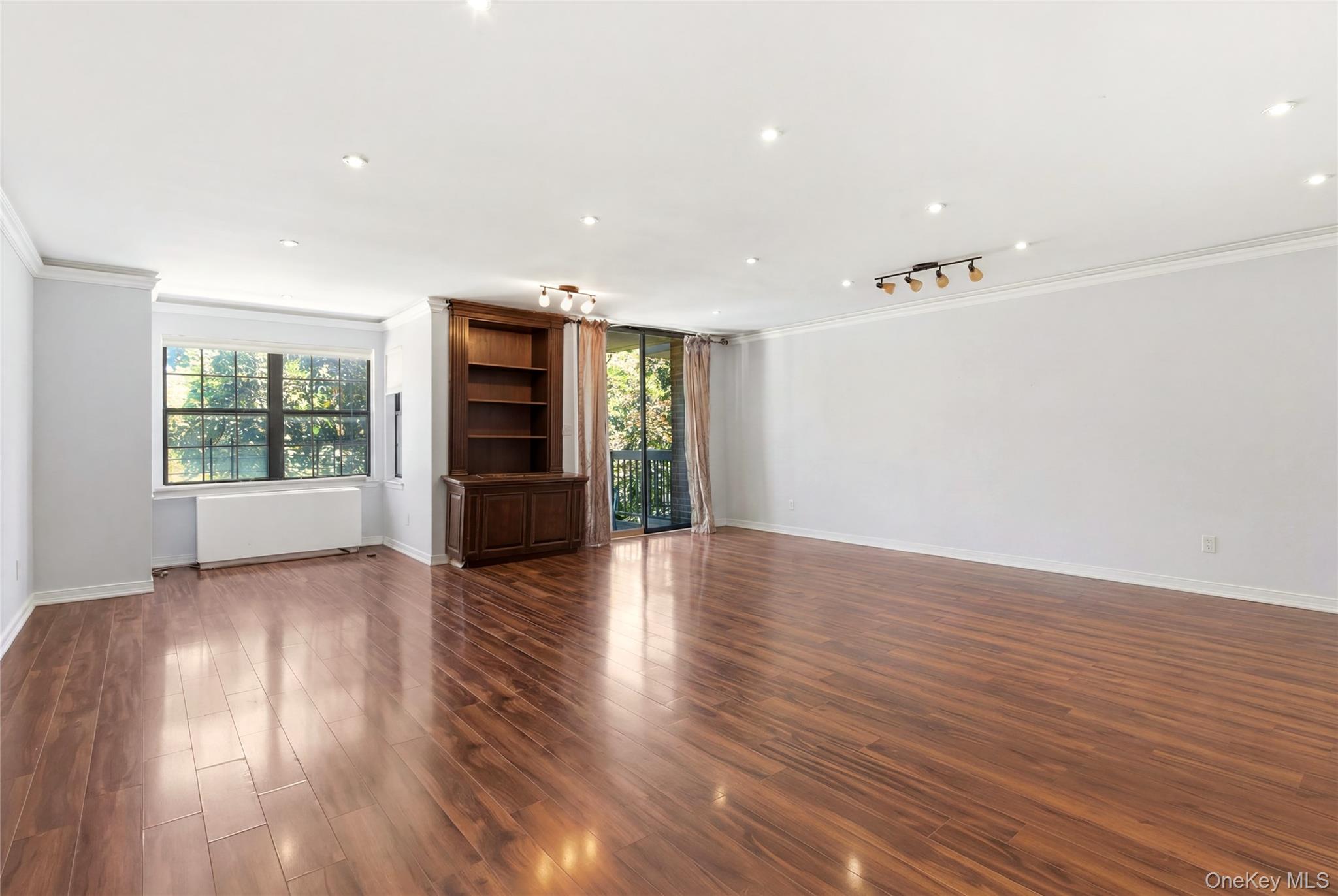 16306 71st Avenue, Unit 1323 photo 8