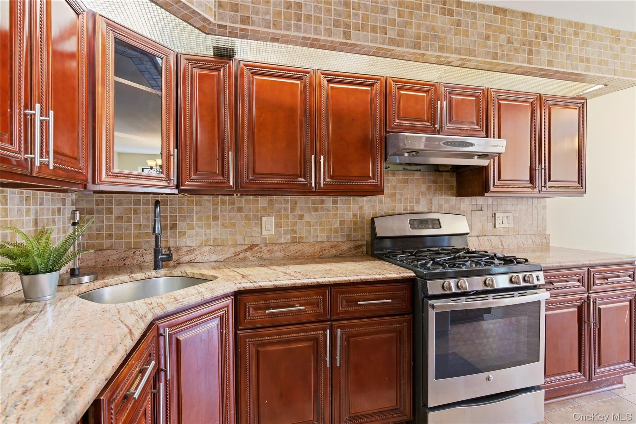 16306 71st Avenue, Unit 1323 photo 17