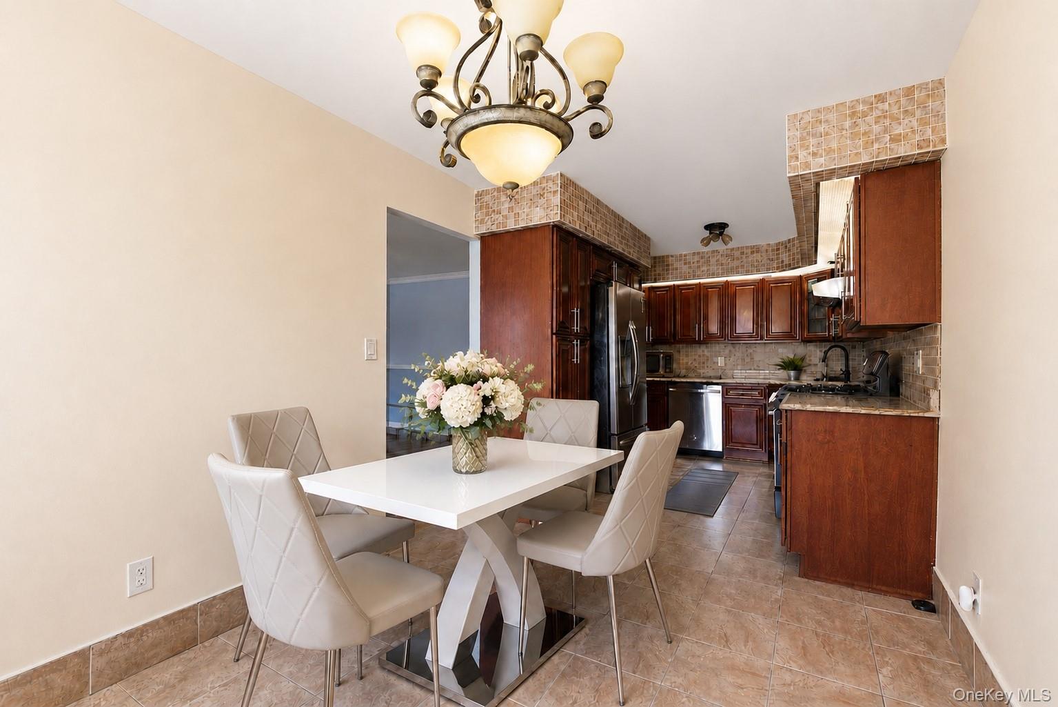 16306 71st Avenue, Unit 1323 photo 15