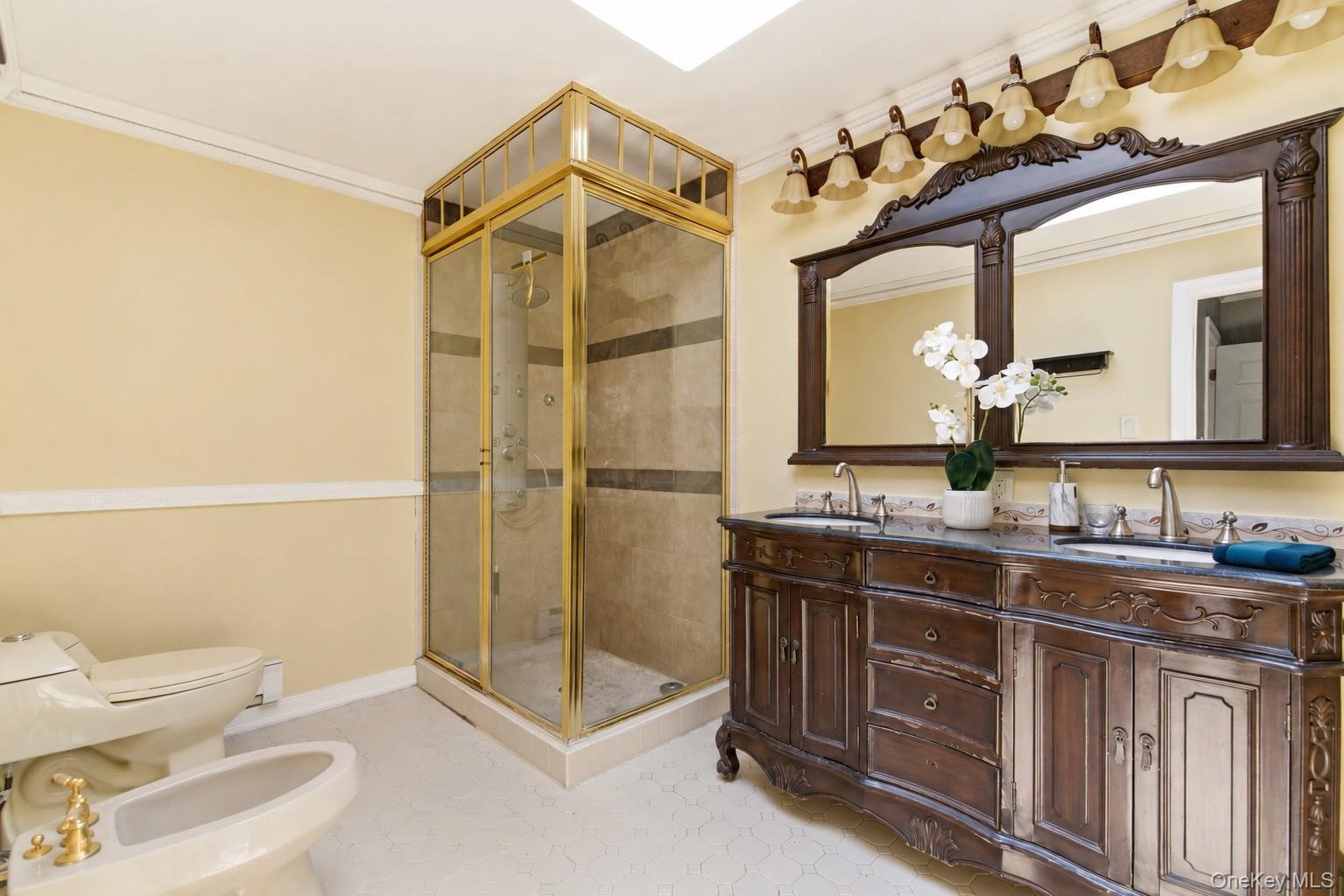 16306 71st Avenue, Unit 1323 photo 24