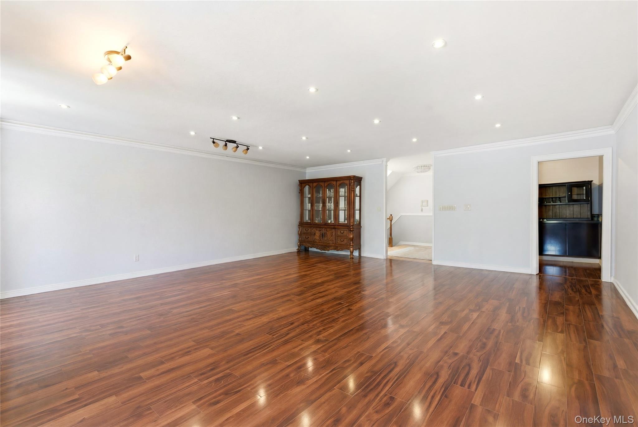 16306 71st Avenue, Unit 1323 photo 6
