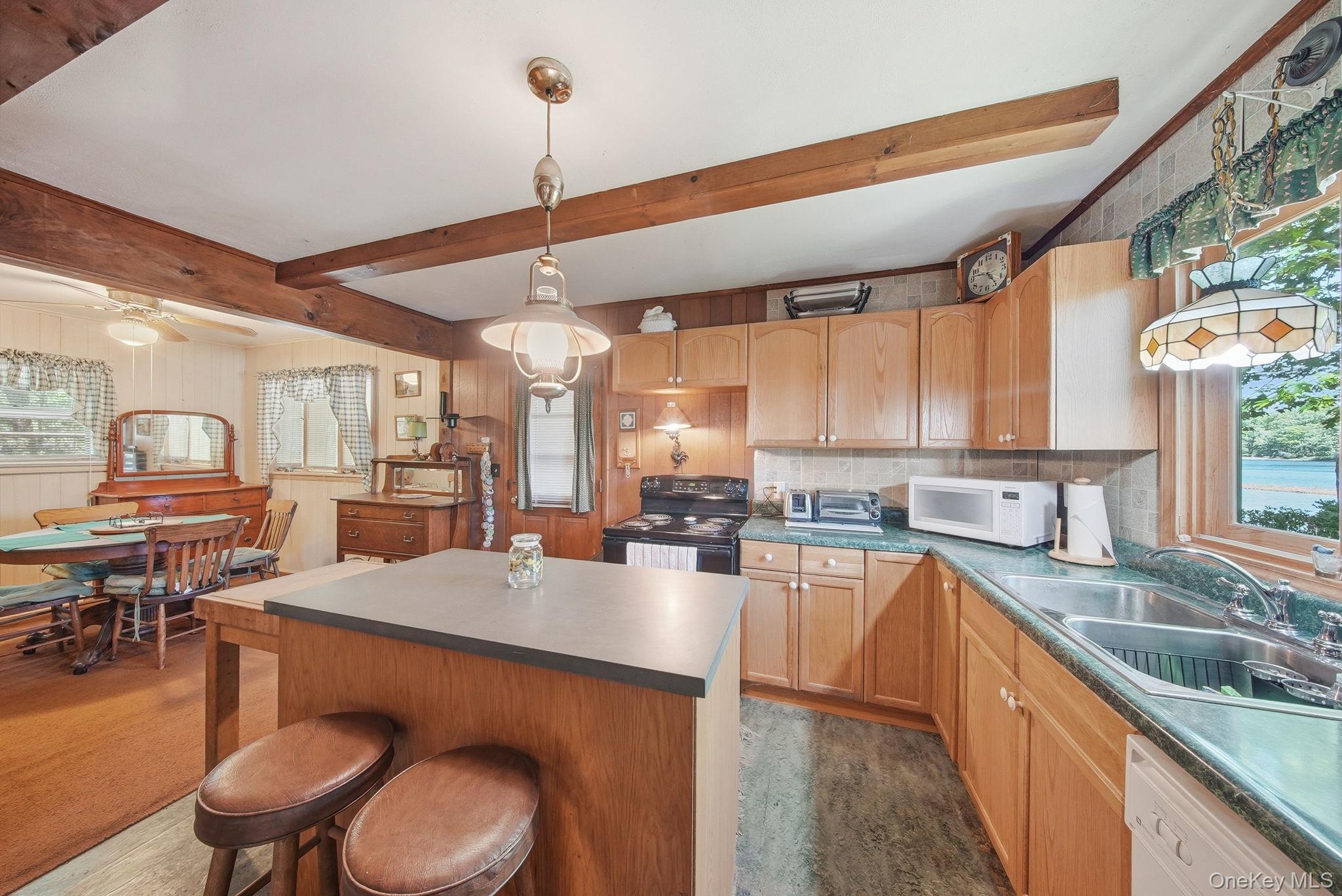 67 East Road – For Sale photo 9