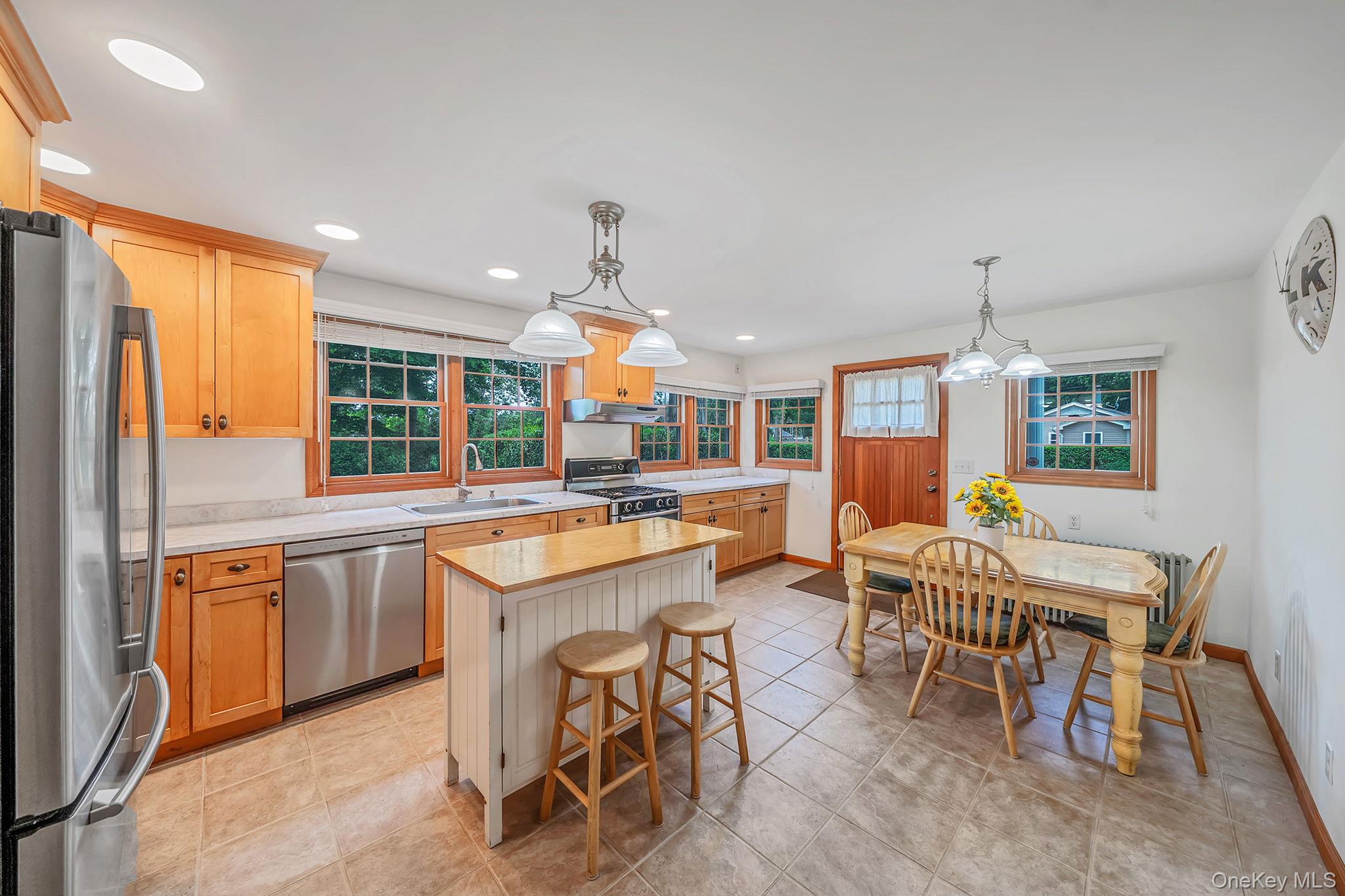 75 Champlin Avenue – For Sale photo 14