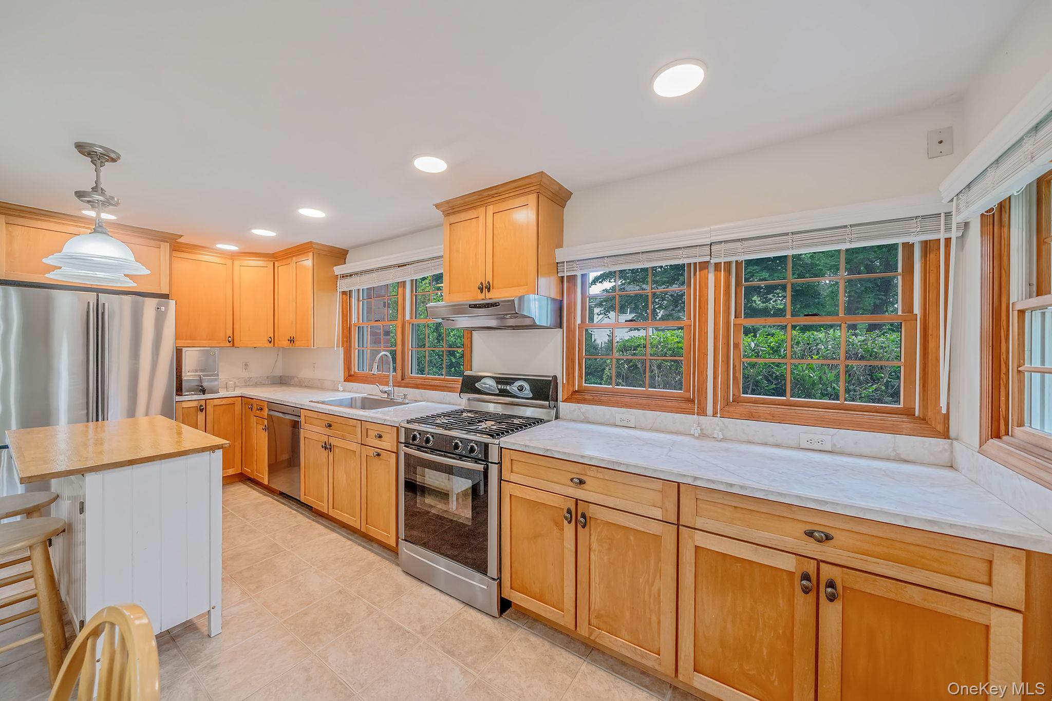 75 Champlin Avenue – For Sale photo 17