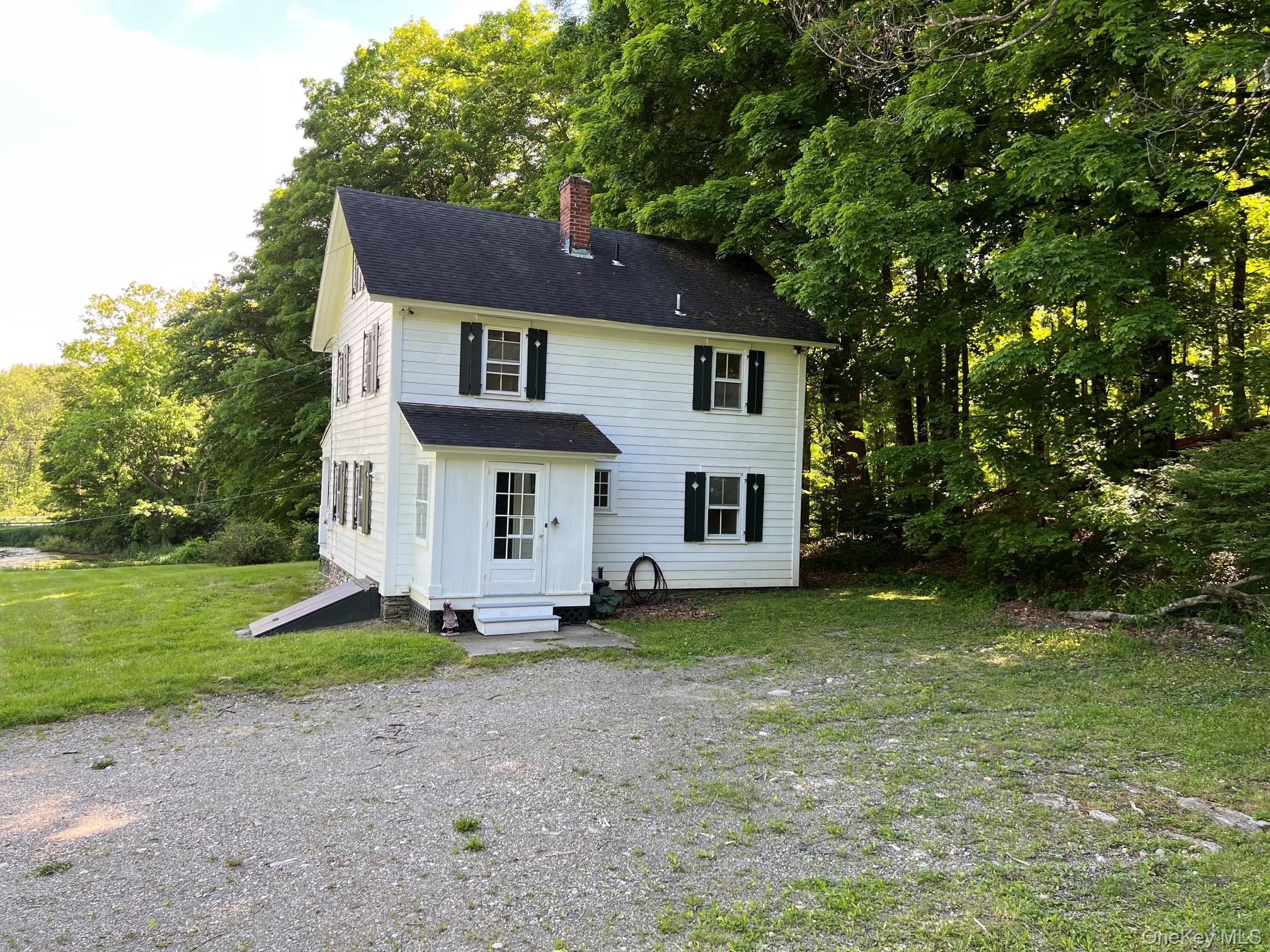 559 Shunpike – For Rent photo 6