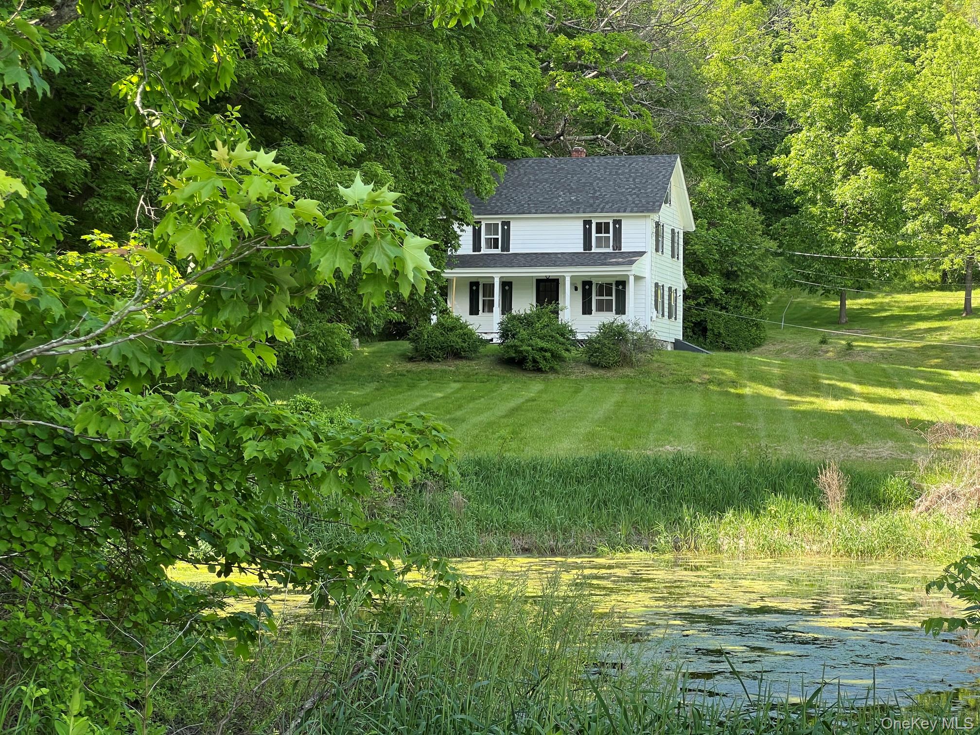 559 Shunpike – For Rent