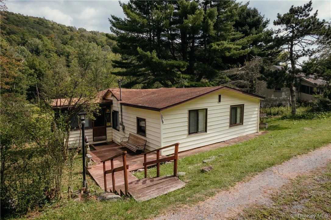 32 Brookside Drive – For Sale photo 3