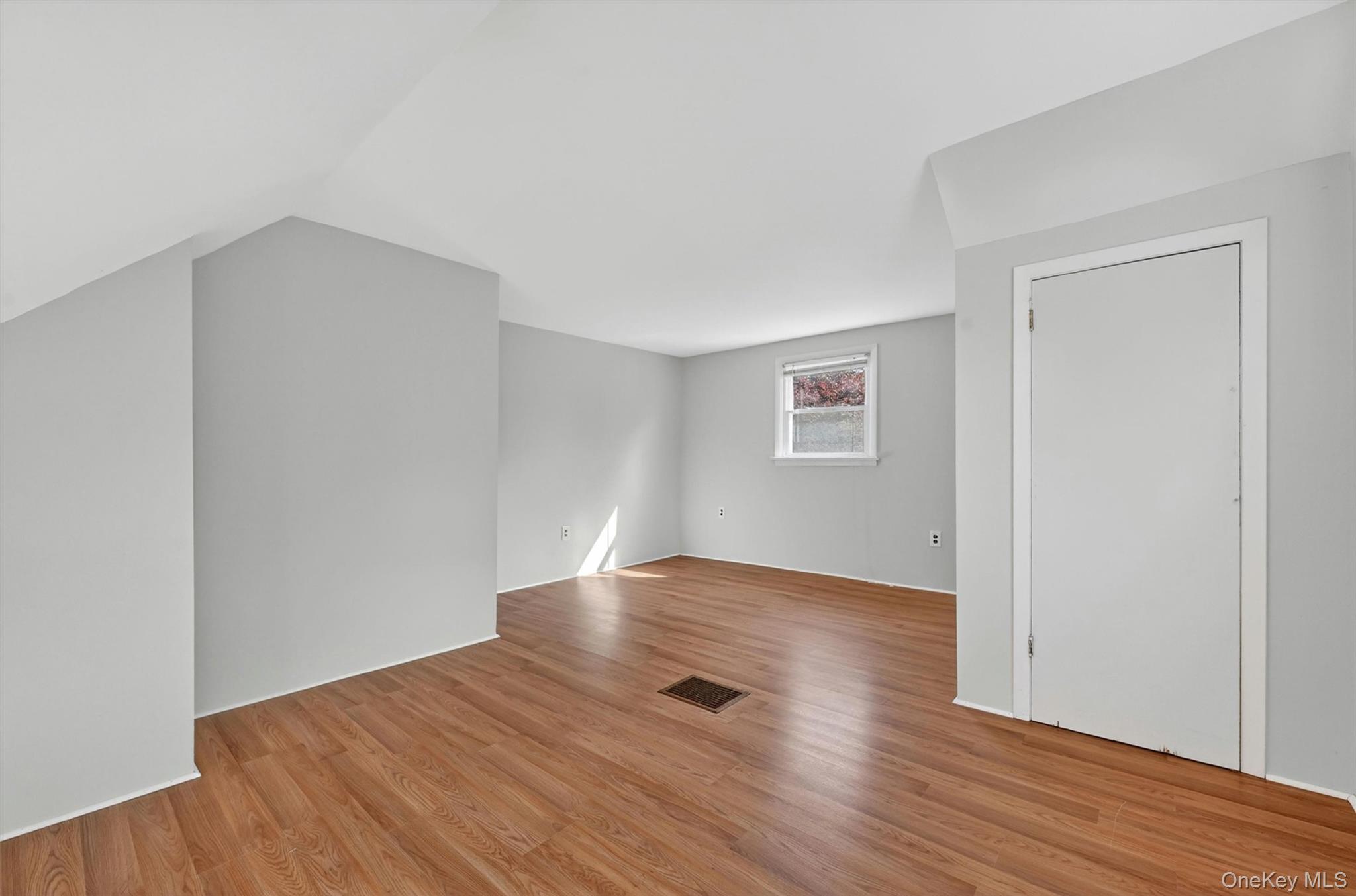 2 Curie Road – For Sale photo 25