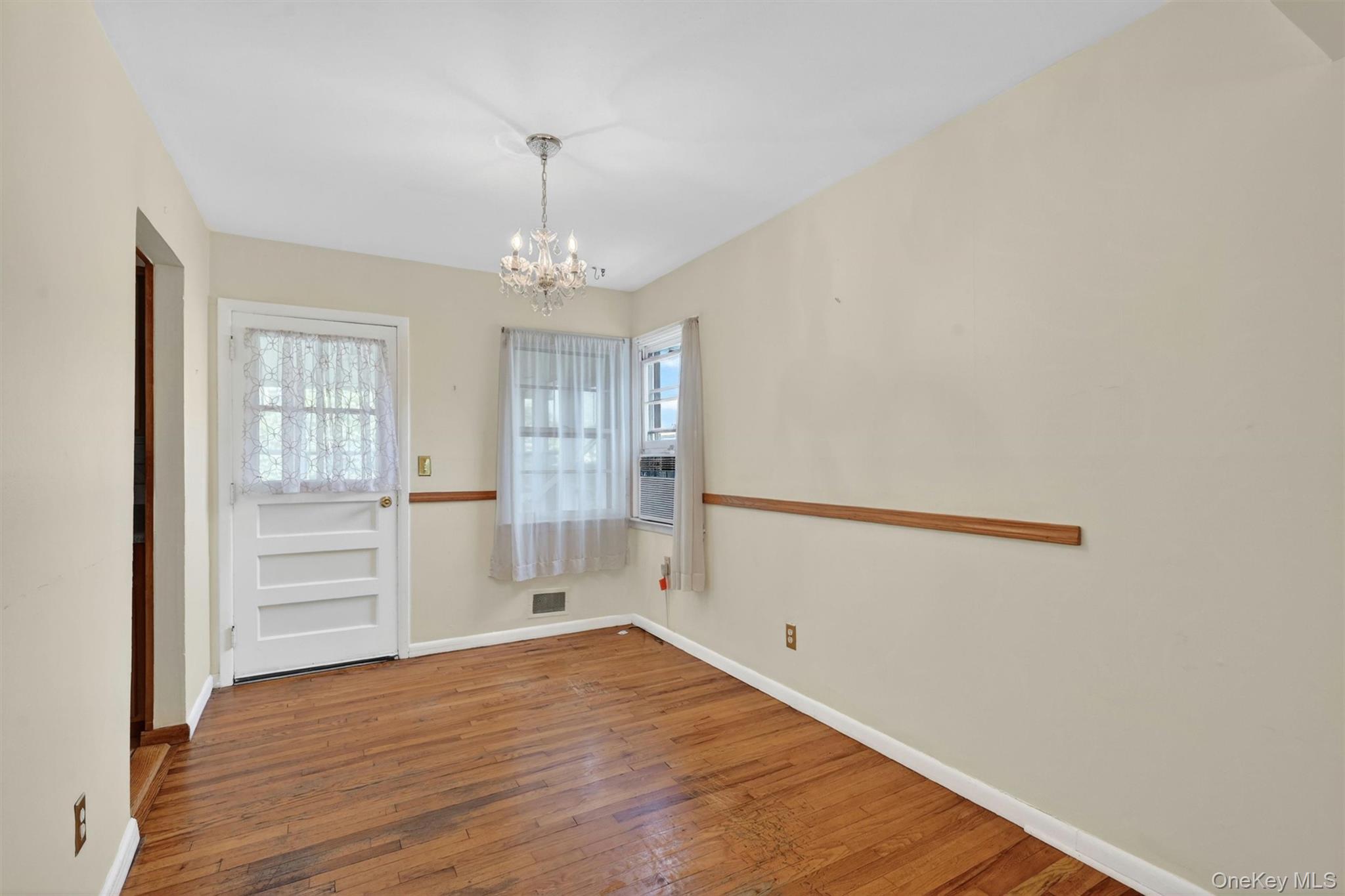 2 Curie Road – For Sale photo 9