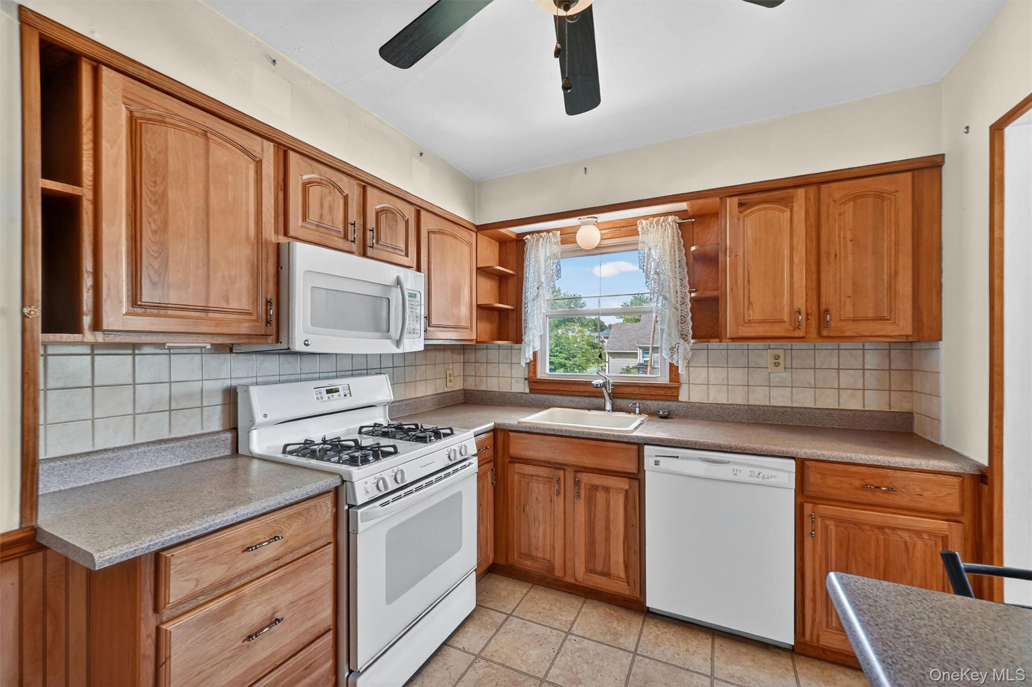 2 Curie Road – For Sale photo 13
