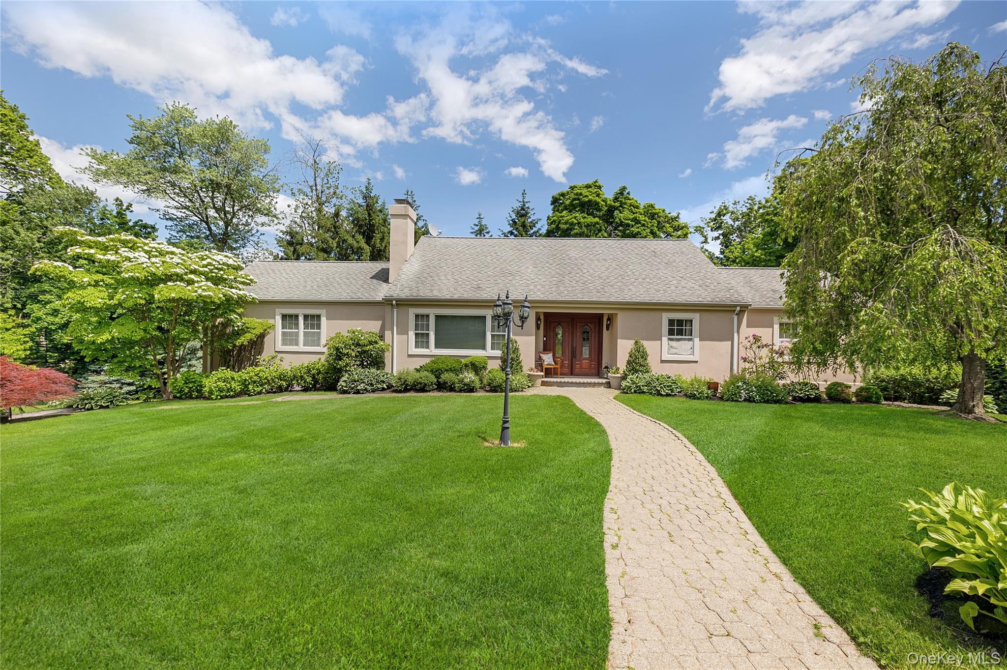1 Hunting Ridge Road – For Sale photo 2