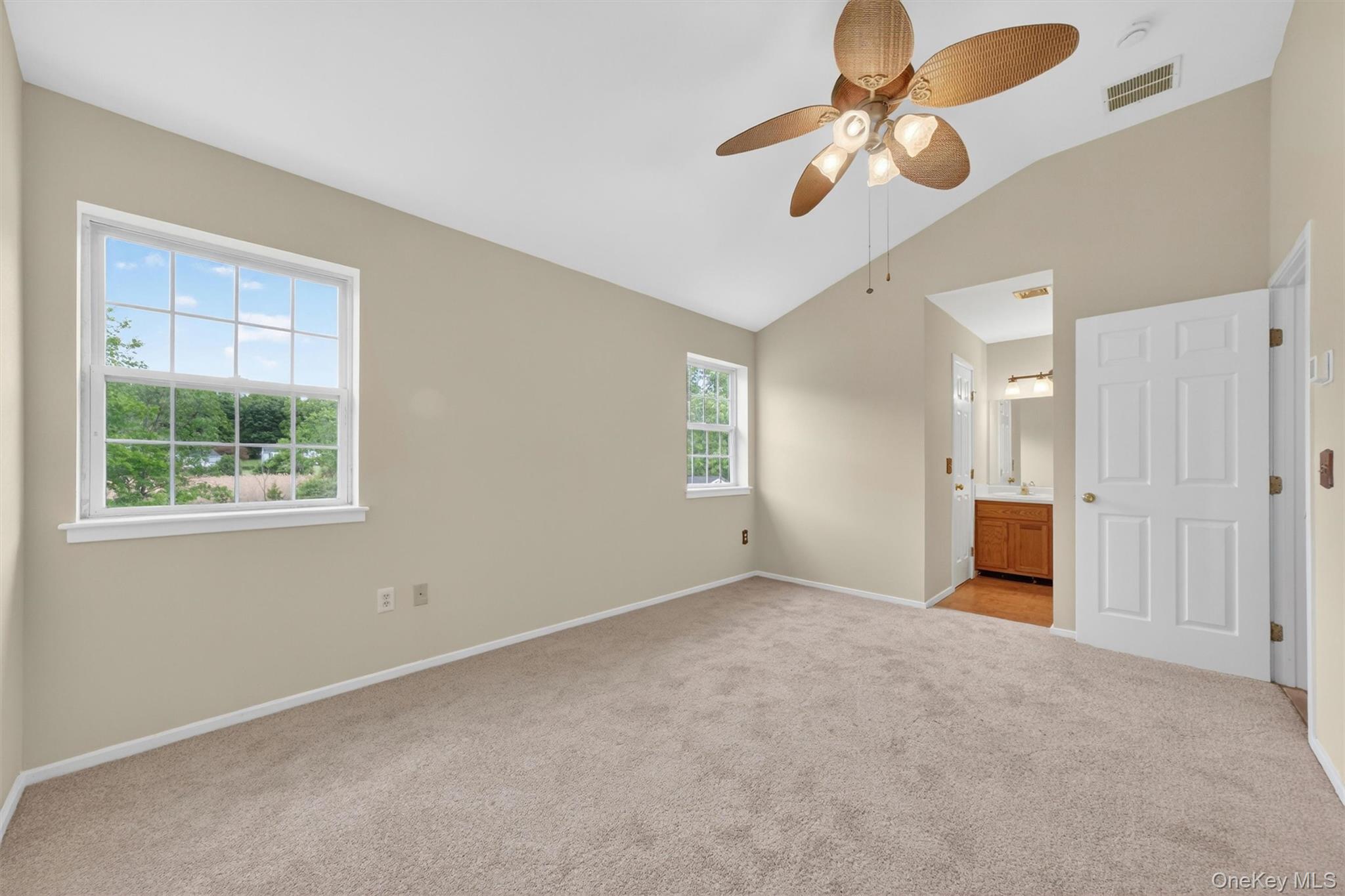 16 Woodfield Drive – For Sale photo 32
