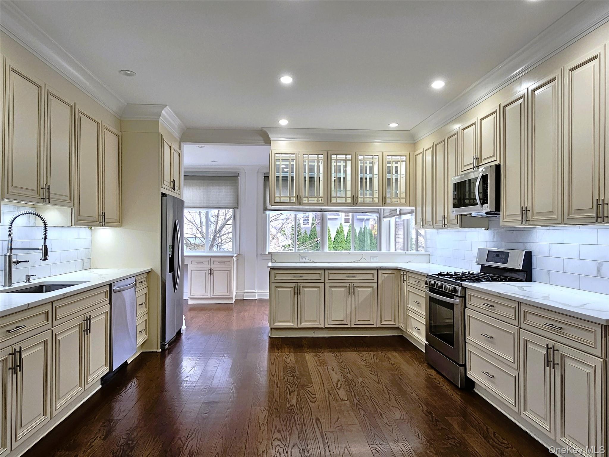49 Greenridge Avenue – For Sale photo 7
