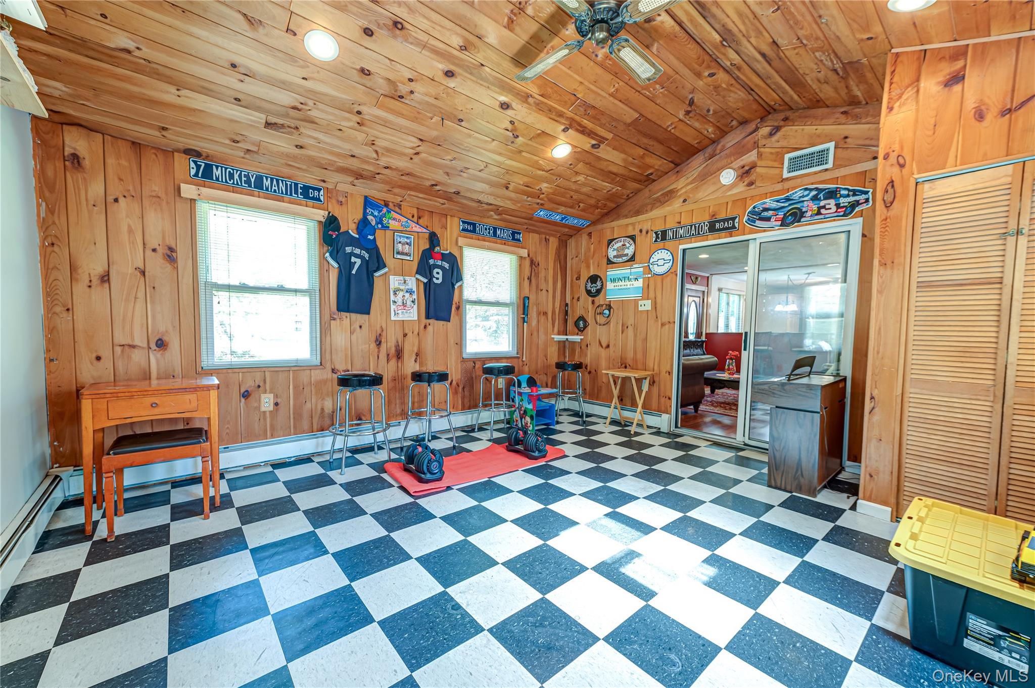 22 Vine Street – For Sale photo 11