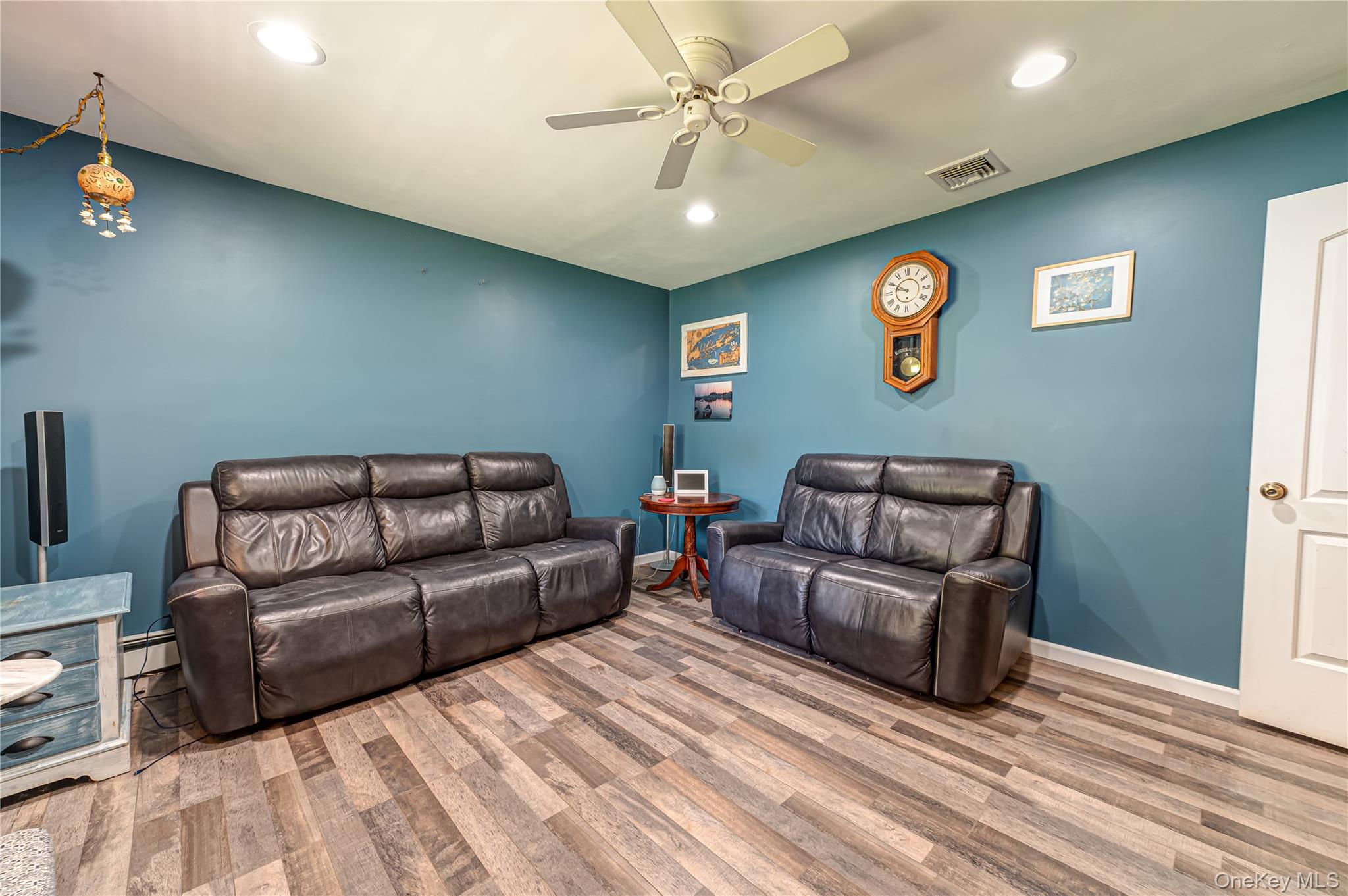 22 Vine Street – For Sale photo 14