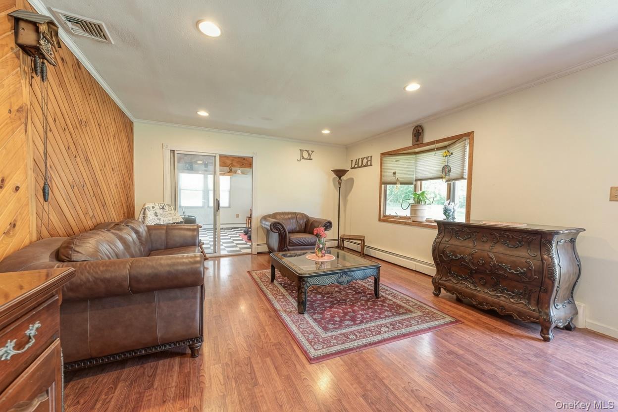 22 Vine Street – For Sale photo 8