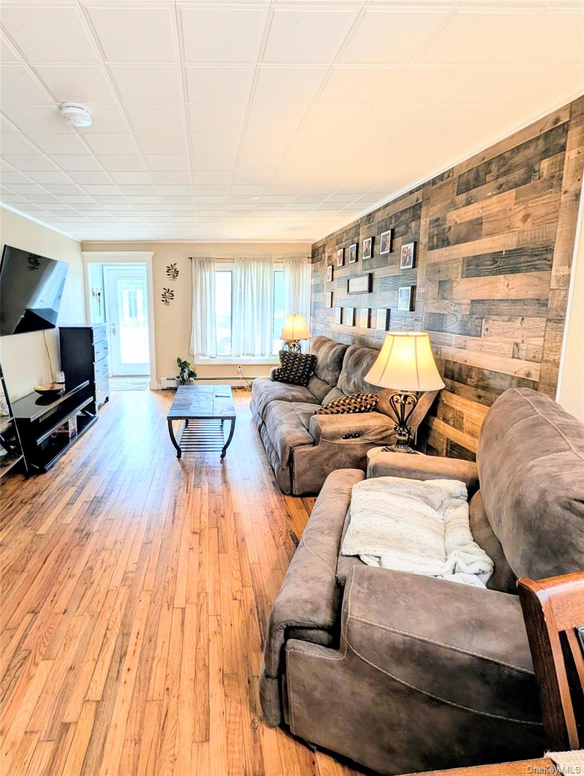 35 E Jackson Avenue E – For Sale photo 11