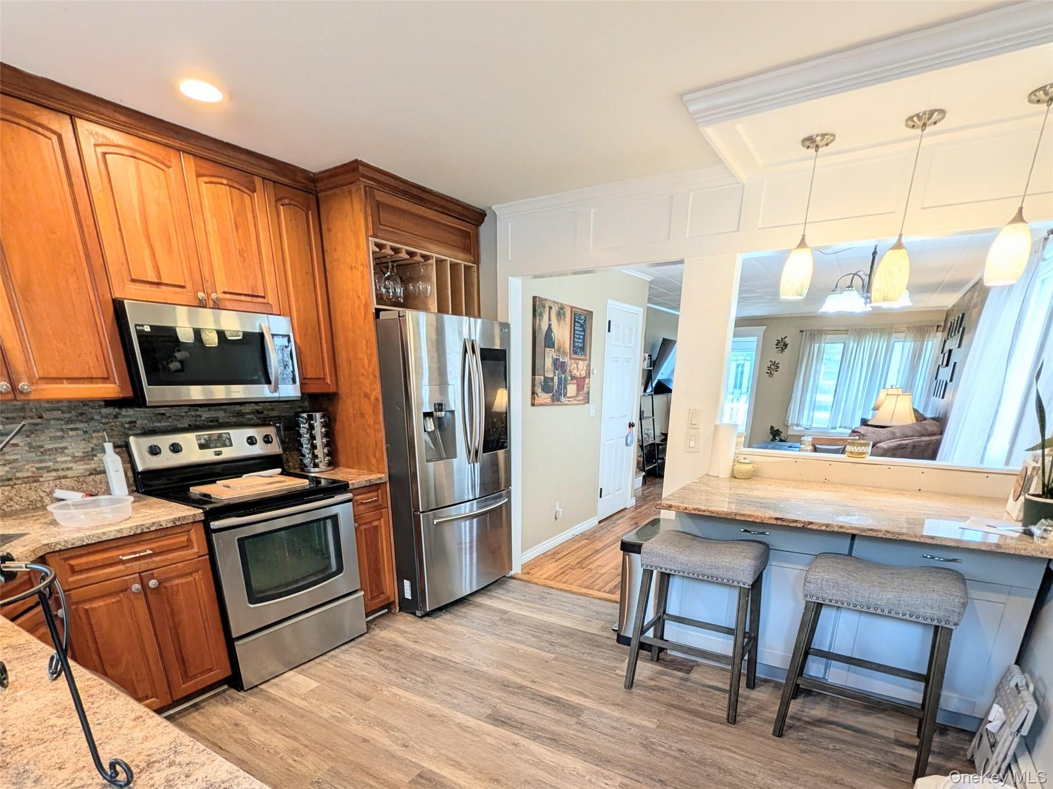 35 E Jackson Avenue E – For Sale photo 5
