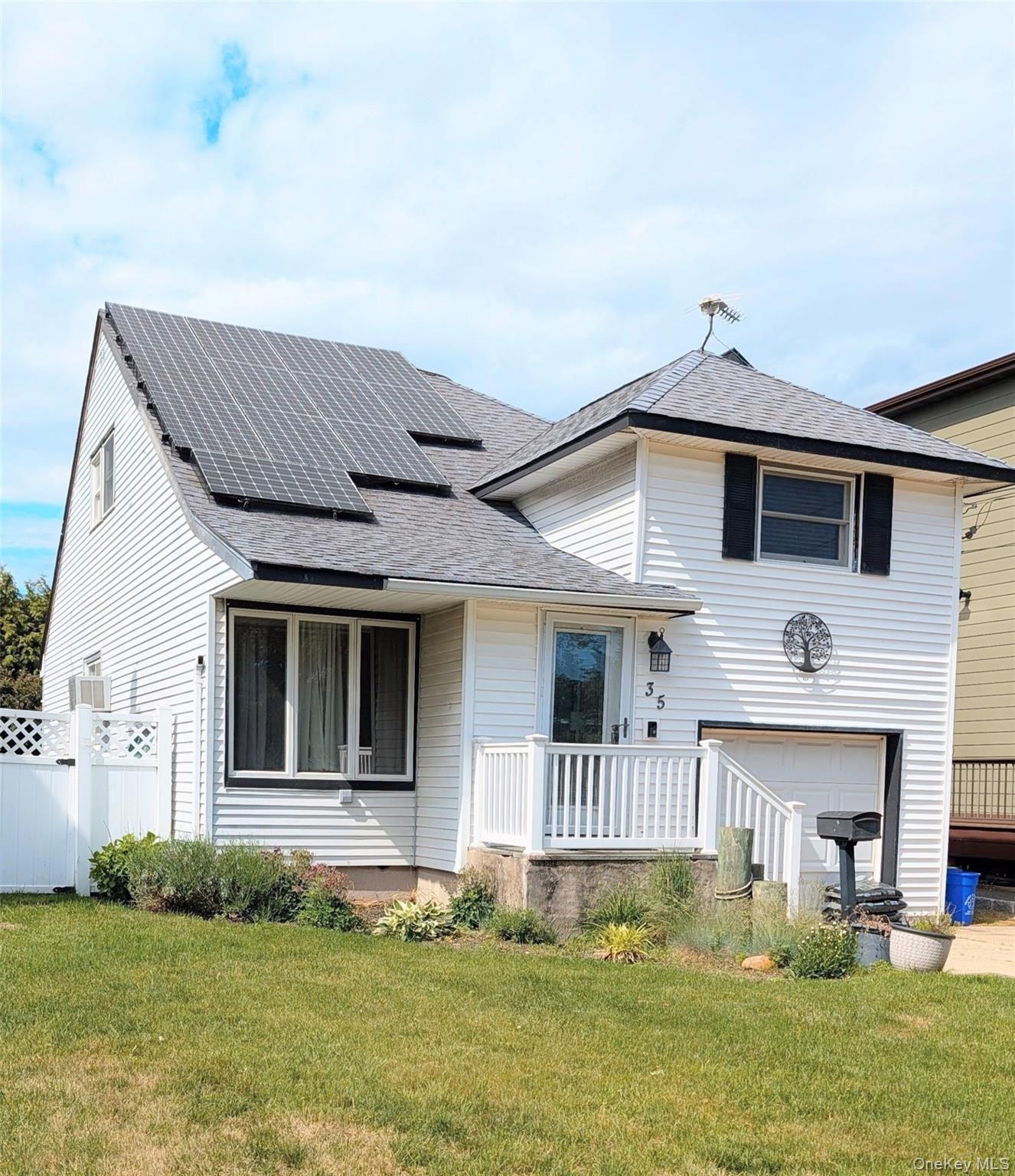 35 E Jackson Avenue E – For Sale photo 4